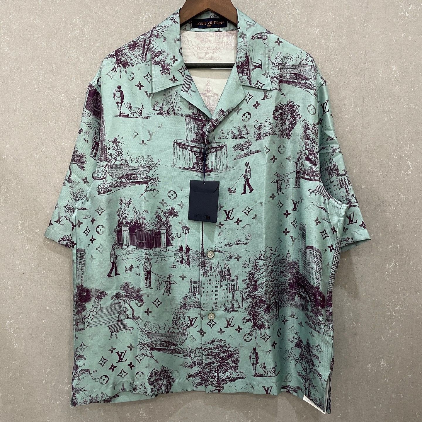 Louis Vuitton Louis Vuitton Monogram Toile Silk Shirt XL Size US XL / EU 56 / 4 - 3 Thumbnail