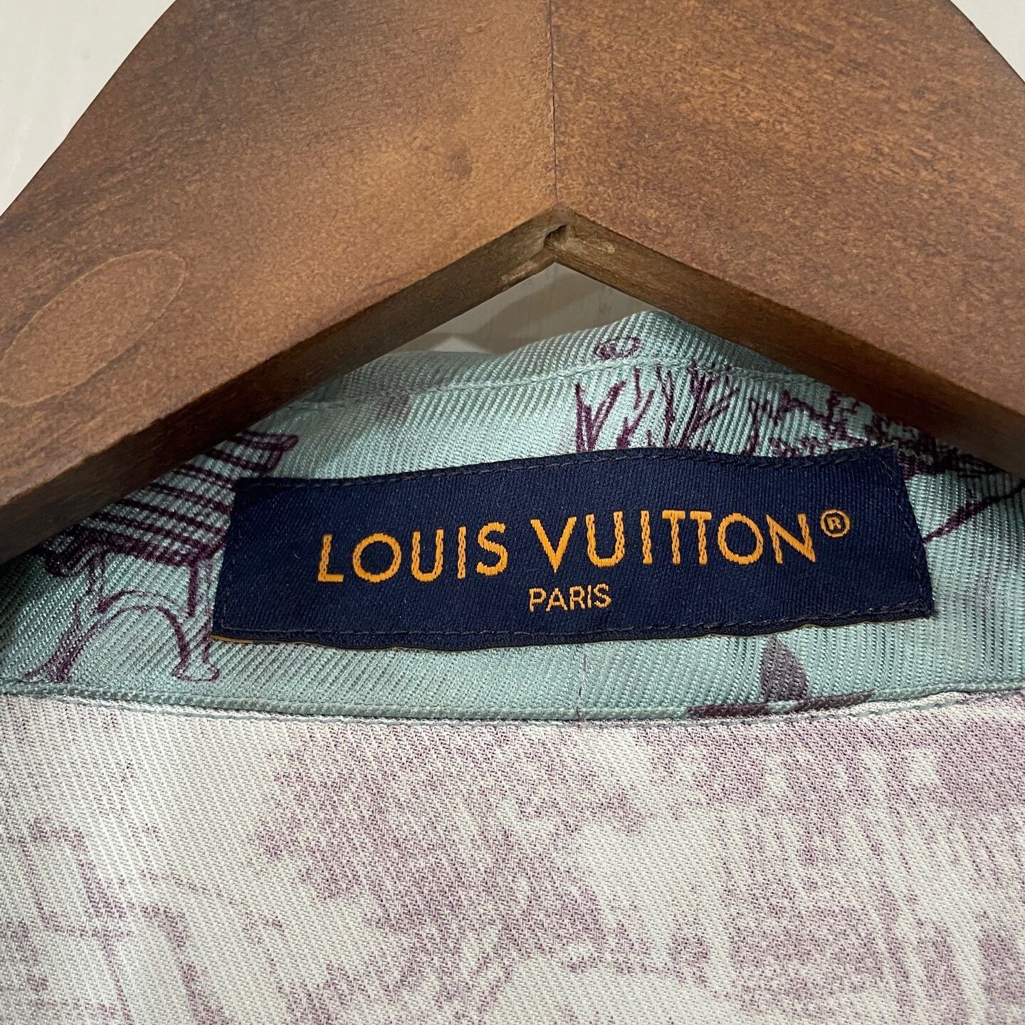 Louis Vuitton Louis Vuitton Monogram Toile Silk Shirt XL Size US XL / EU 56 / 4 - 5 Thumbnail