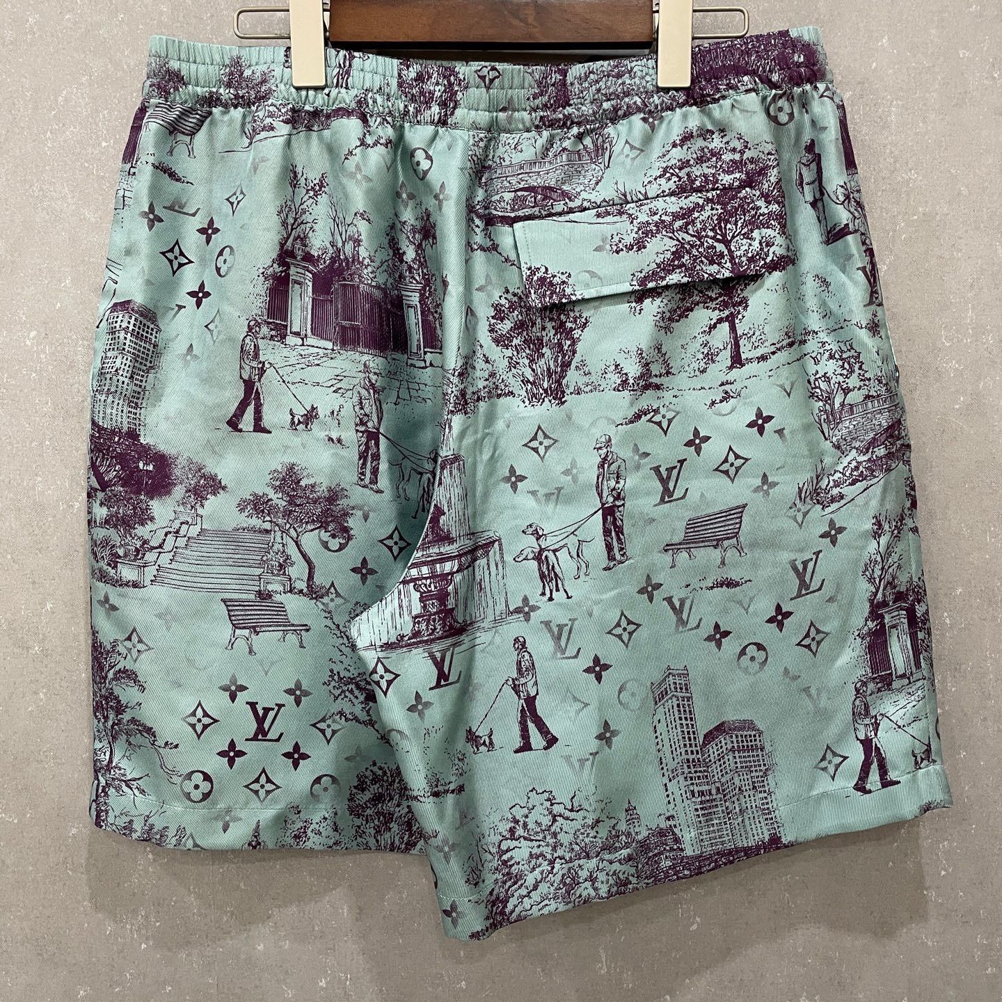 Louis Vuitton Louis Vuitton Monogram Landscape Silk Shorts 52 Size US 36 / EU 52 - 4 Thumbnail
