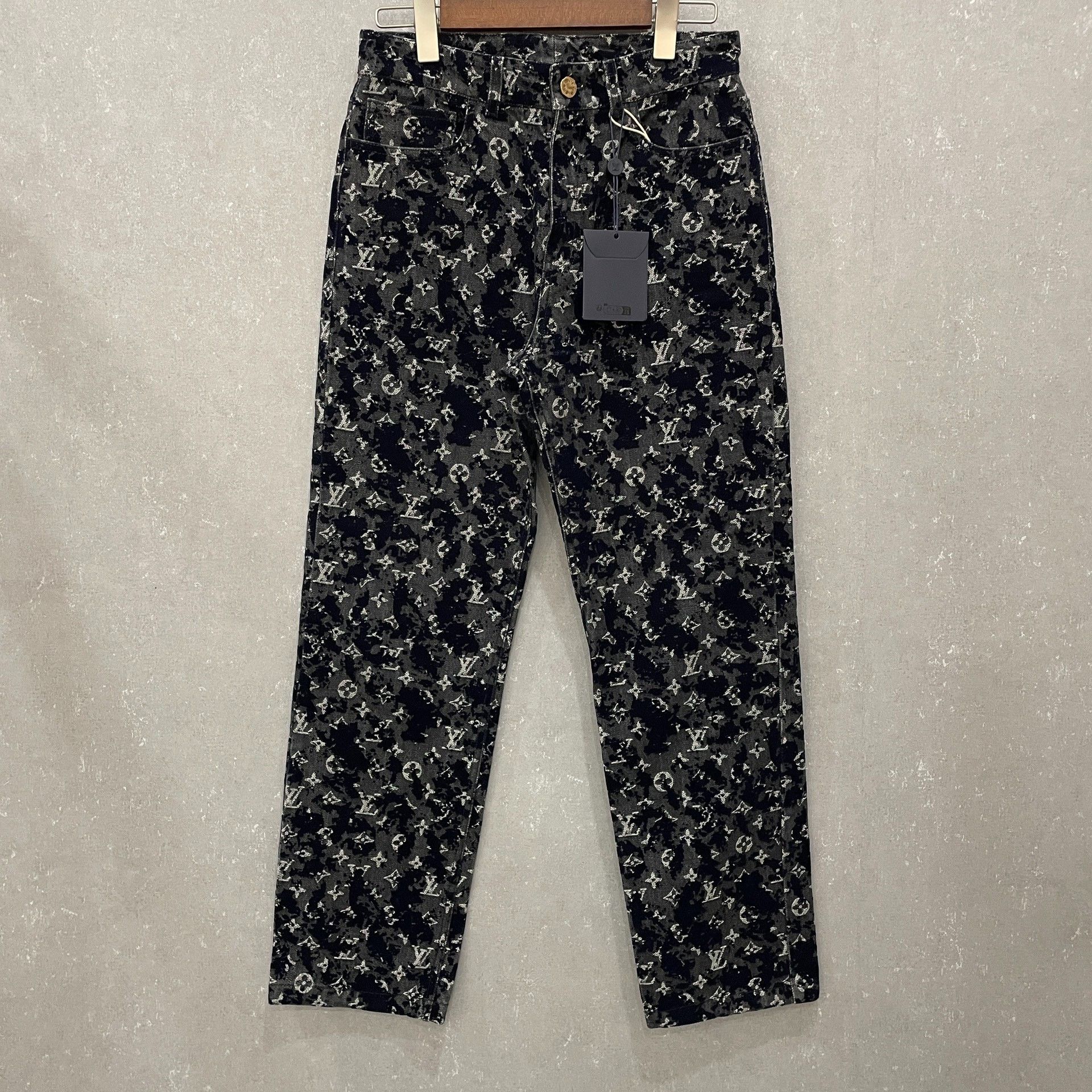 Louis Vuitton Louis Vuitton Monogram Flocked Denim Jeans 29 Size US 29 - 2 Thumbnail