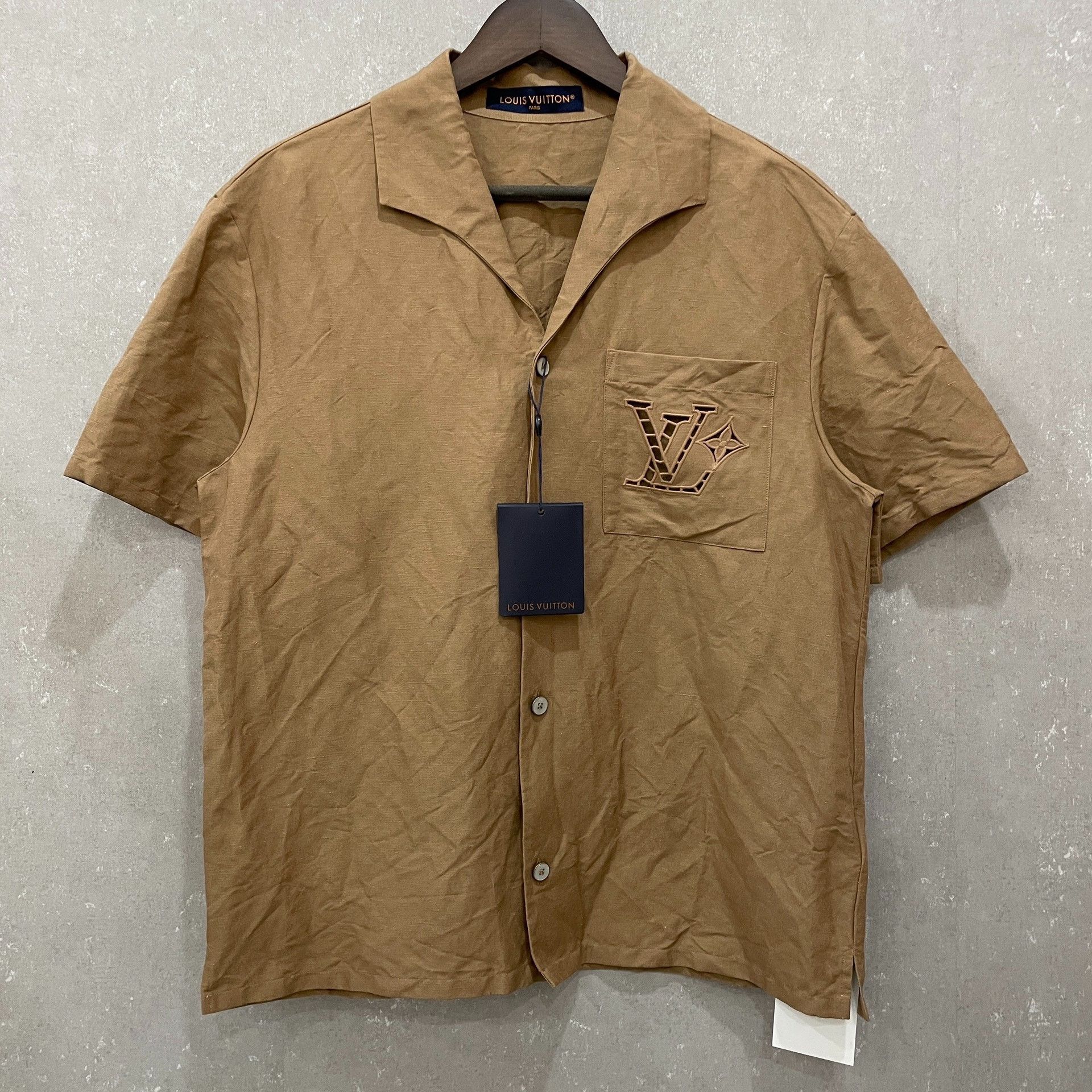 Louis Vuitton Louis Vuitton Logo Embroidered Hemp Silk Shirt XS Size US XS / EU 42 / 0 - 3 Thumbnail