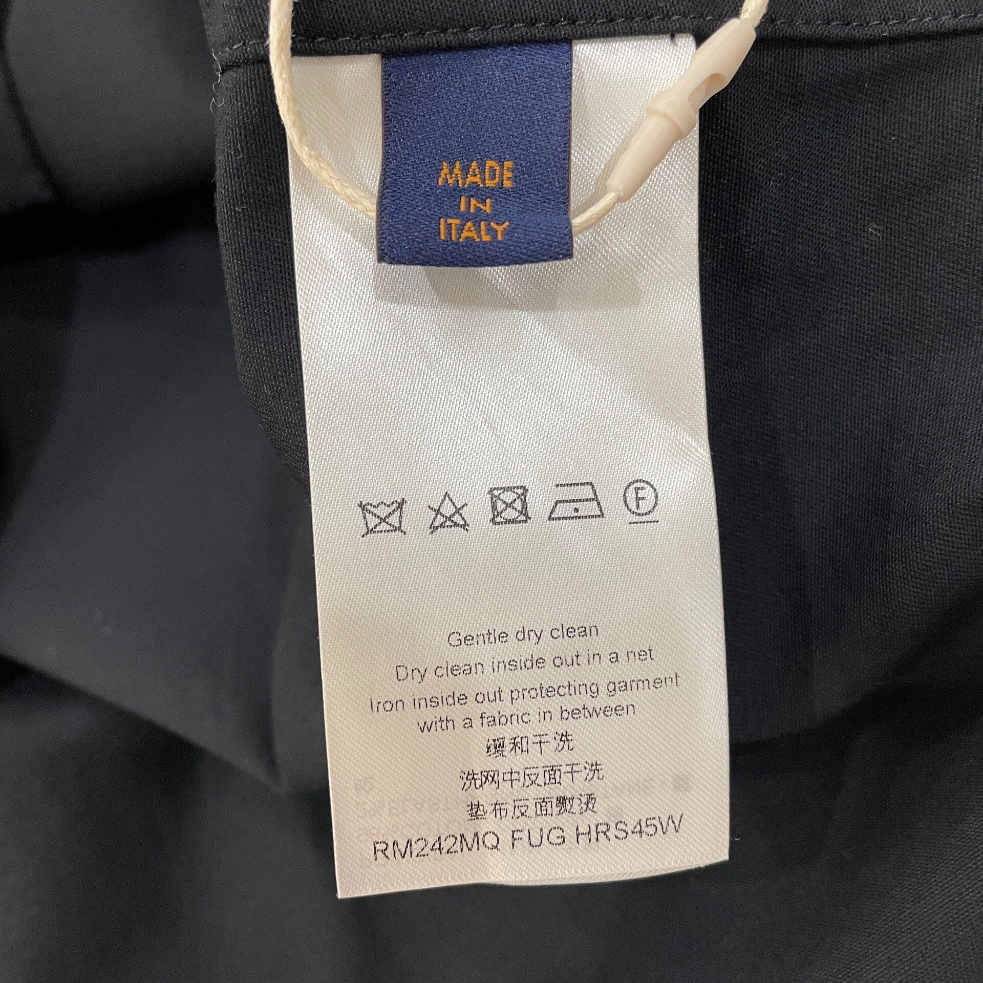 Louis Vuitton Louis Vuitton Flocked Monogram Pocket Shirt Size L Size US L / EU 52-54 / 3 - 5 Thumbnail