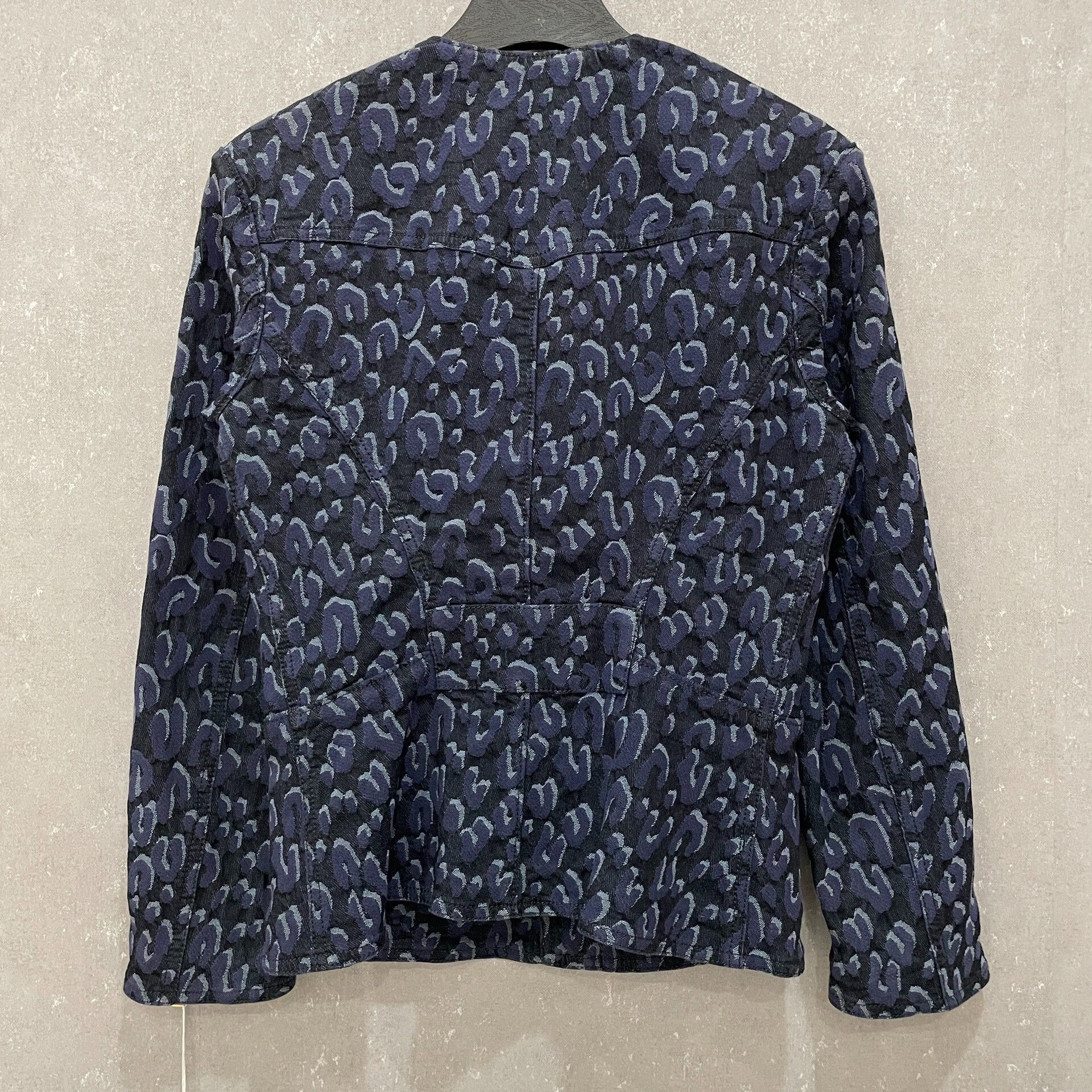 Louis Vuitton Louis Vuitton Leopard Print Denim Jacket 36 Size XS / US 0-2 / IT 36-38 - 3 Thumbnail