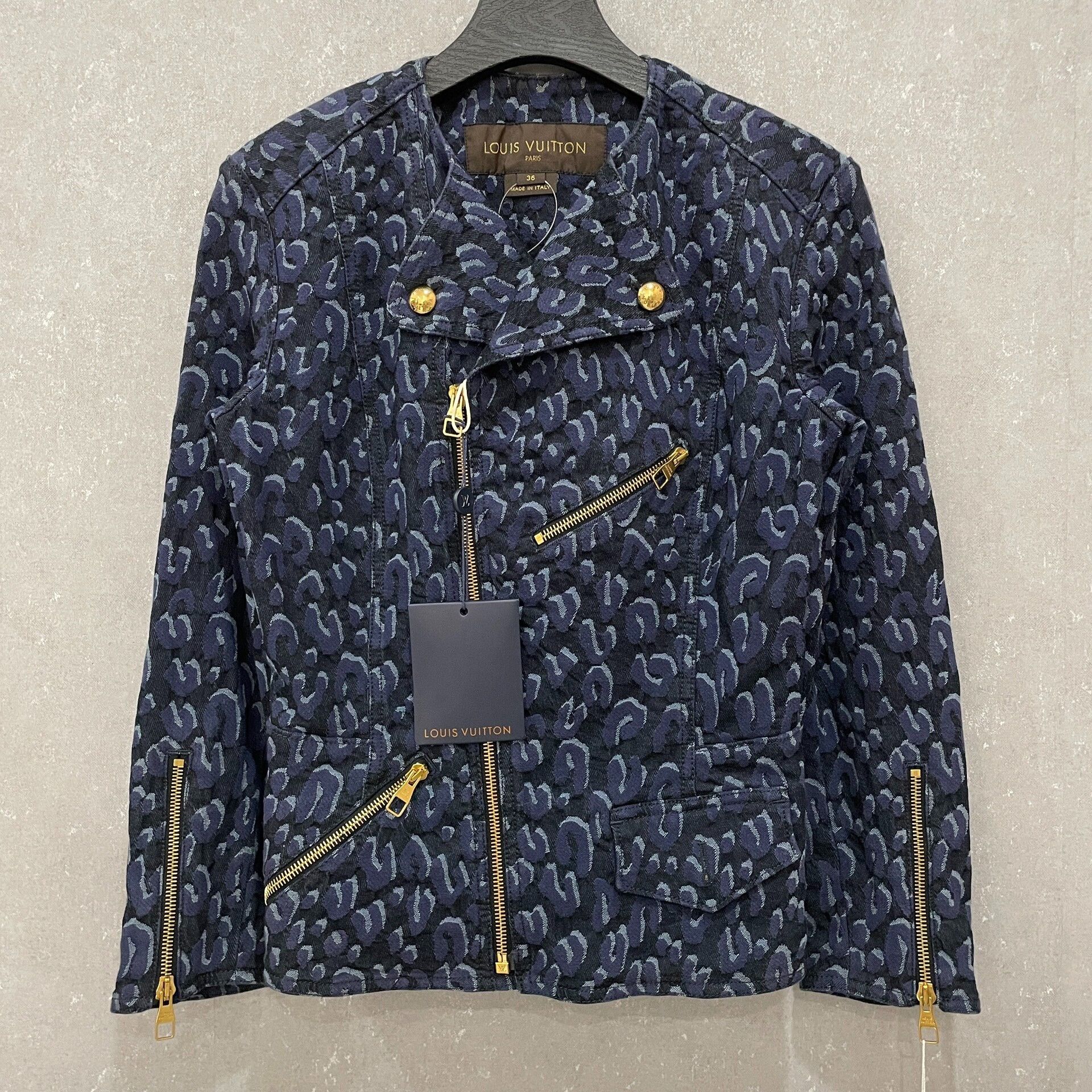 Louis Vuitton Louis Vuitton Leopard Print Denim Jacket 36 Size XS / US 0-2 / IT 36-38 - 2 Thumbnail
