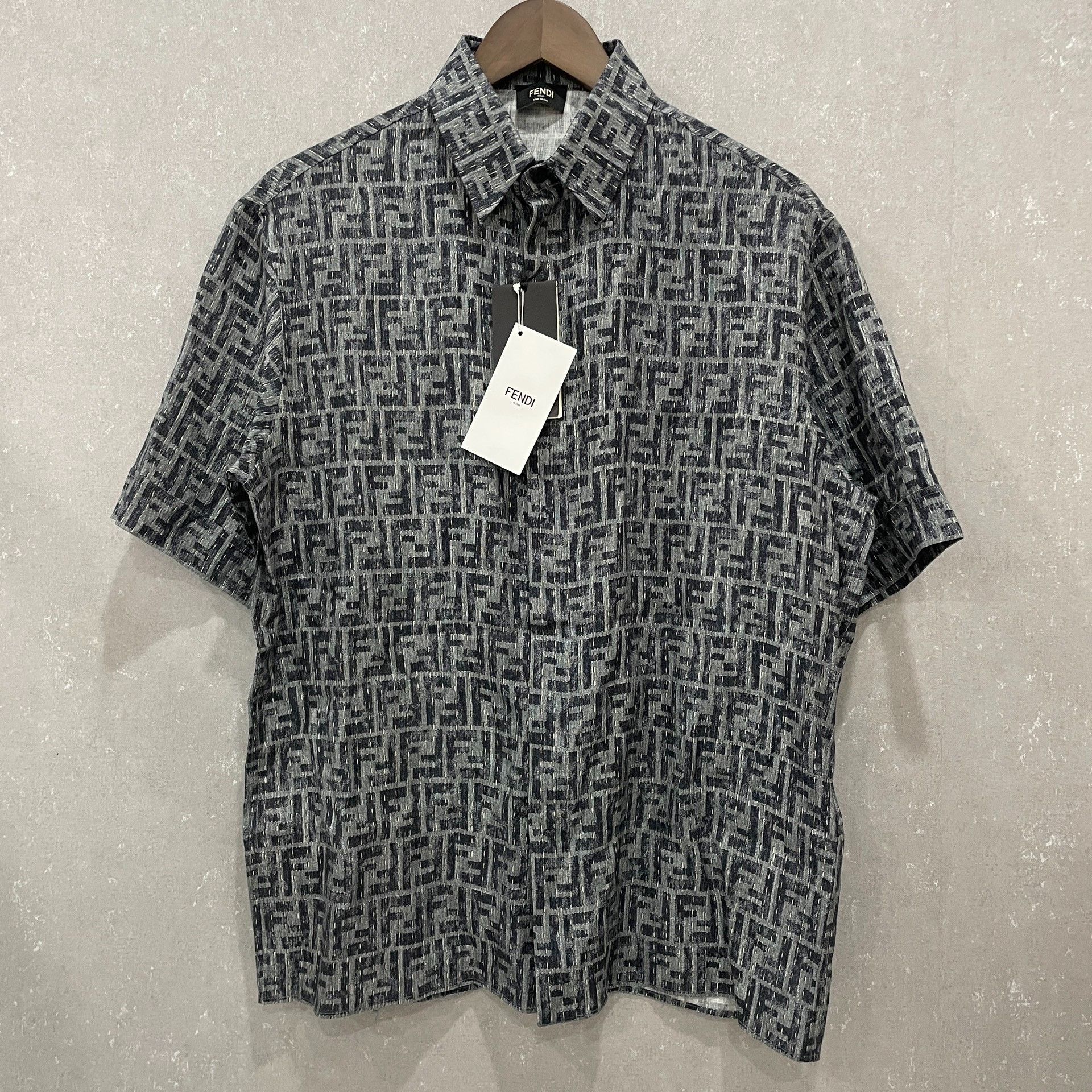 Fendi Fendi FF Monogram Linen Short Sleeve Shirt 38 Size US S / EU 44-46 / 1 - 3 Thumbnail
