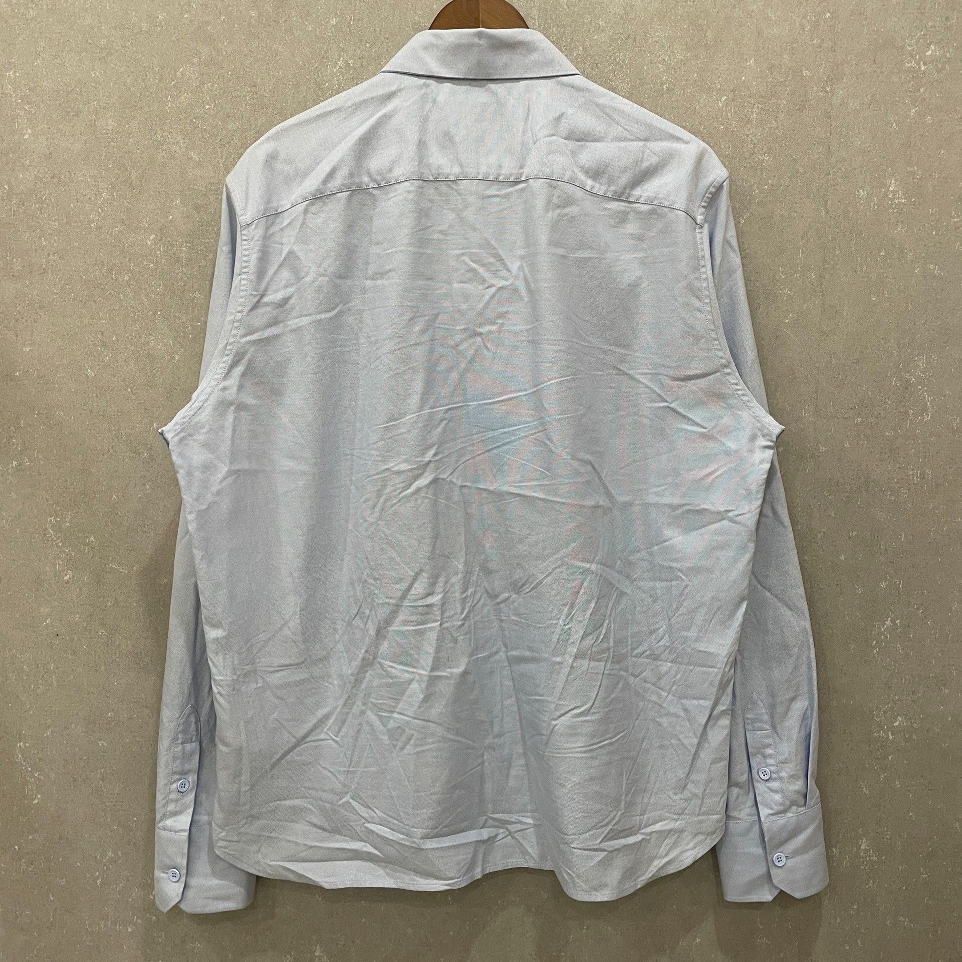Louis Vuitton Louis Vuitton Floral Embroidered Blue Shirt L Size US L / EU 52-54 / 3 - 3 Thumbnail