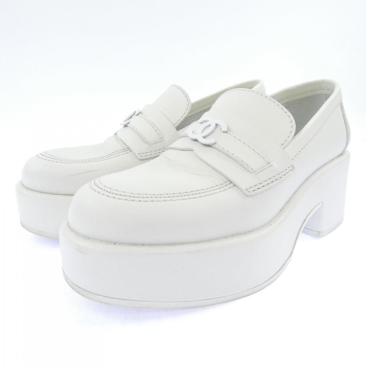 Chanel Chanel Chanel Calfskin Loafers Leather Shoes G39206X56725 DUTY FREE for USA Size ONE SIZE - 3 Thumbnail