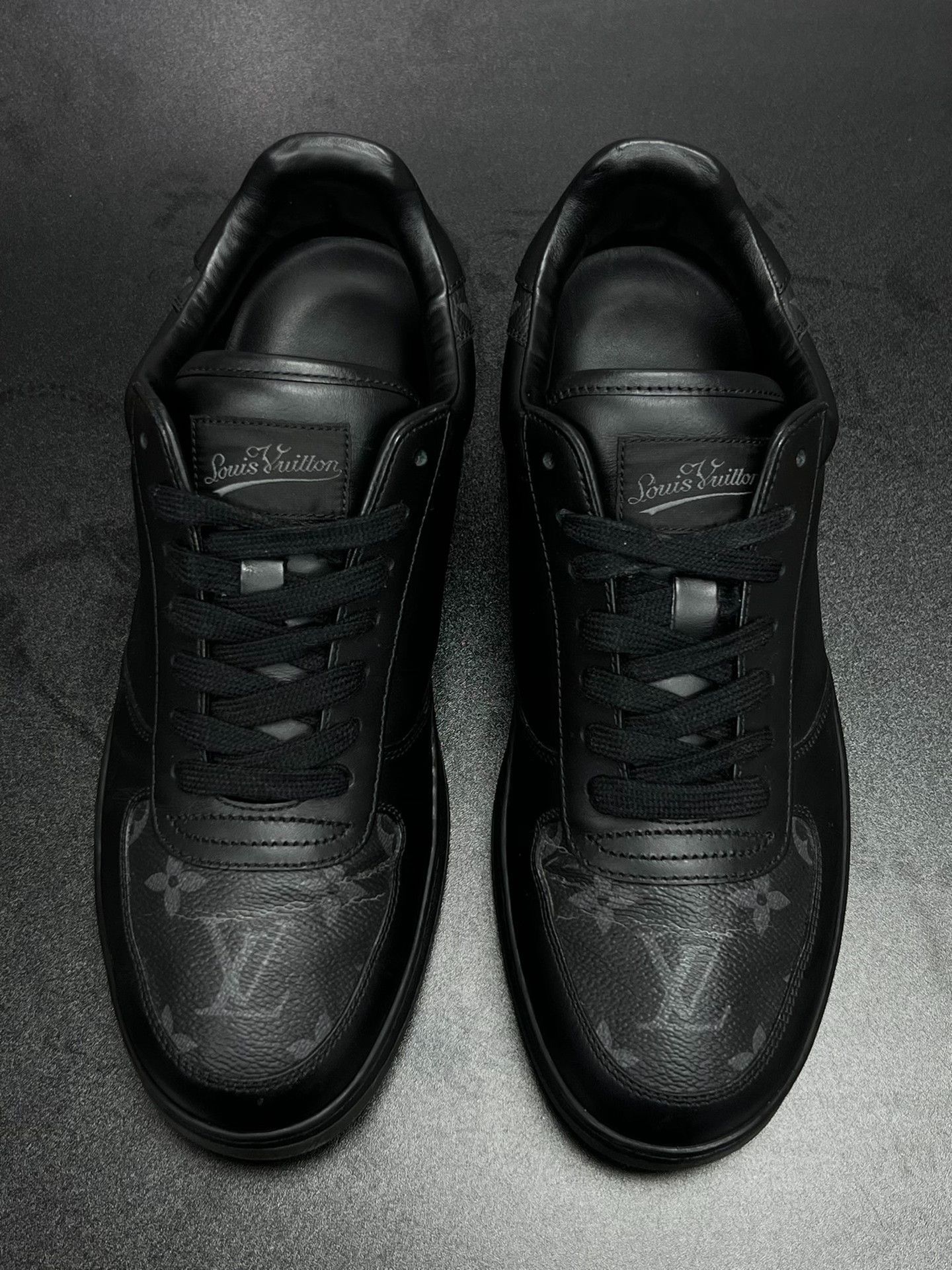 Louis Vuitton Louis Vuitton Black Lowtop Sneakers 7 Men Size US 7 / EU 40 - 3 Thumbnail
