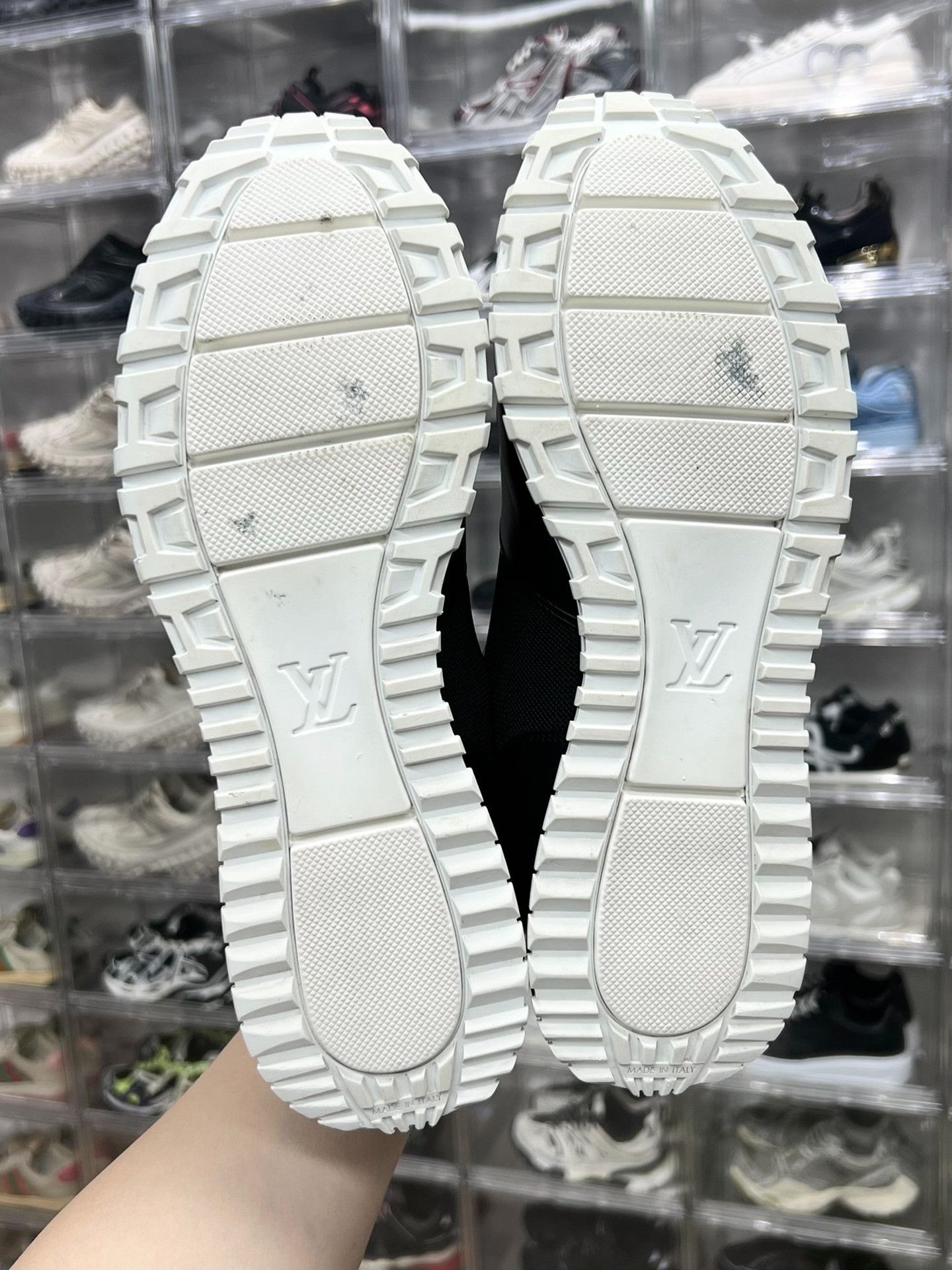 Louis Vuitton Louis Vuitton Retro Printed Lowtop Sneakers 10 Men Size US 10 / EU 43 - 8 Thumbnail