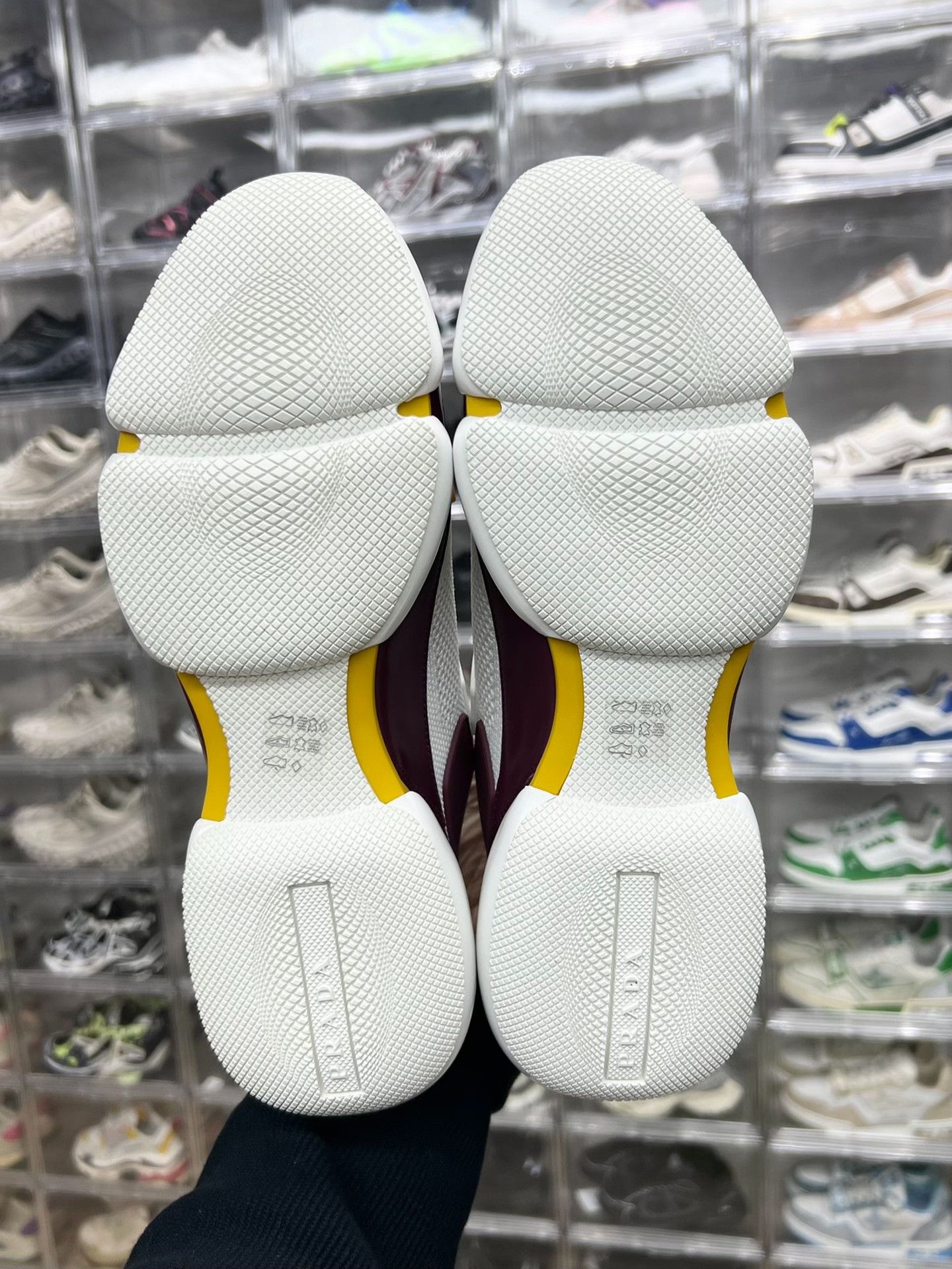 Prada Prada Casual White Lowtop Sneakers 7 Men Size US 7 / EU 40 - 7 Thumbnail