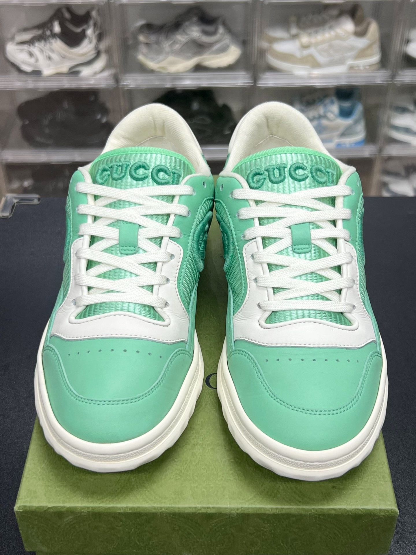 Gucci Gucci Lowtop Sneakers us_7 Women Size US 7 / IT 37 - 2 Thumbnail