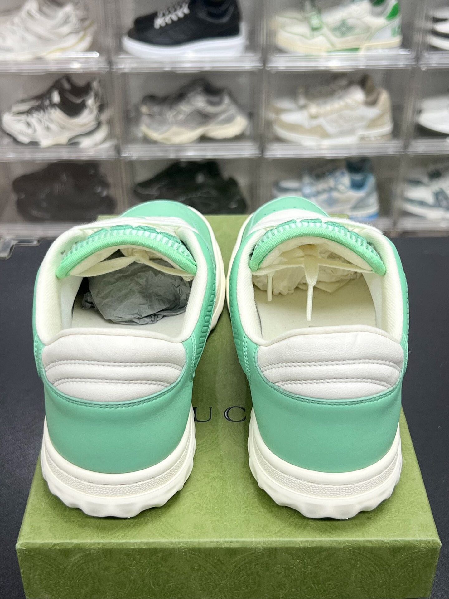 Gucci Gucci Lowtop Sneakers us_7 Women Size US 7 / IT 37 - 7 Thumbnail