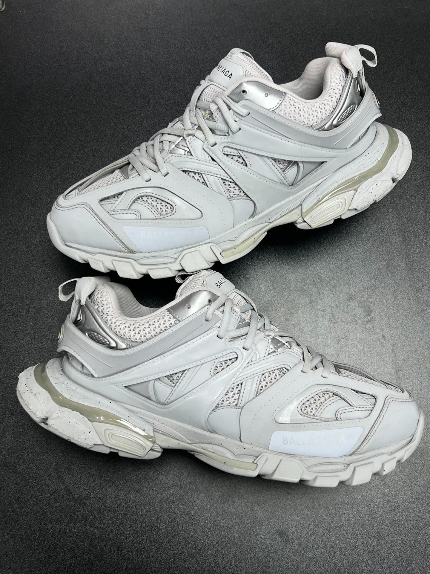 Balenciaga Balenciaga Gray Lowtop Sneakers 10 Men Size US 10 / EU 43 - 5 Thumbnail
