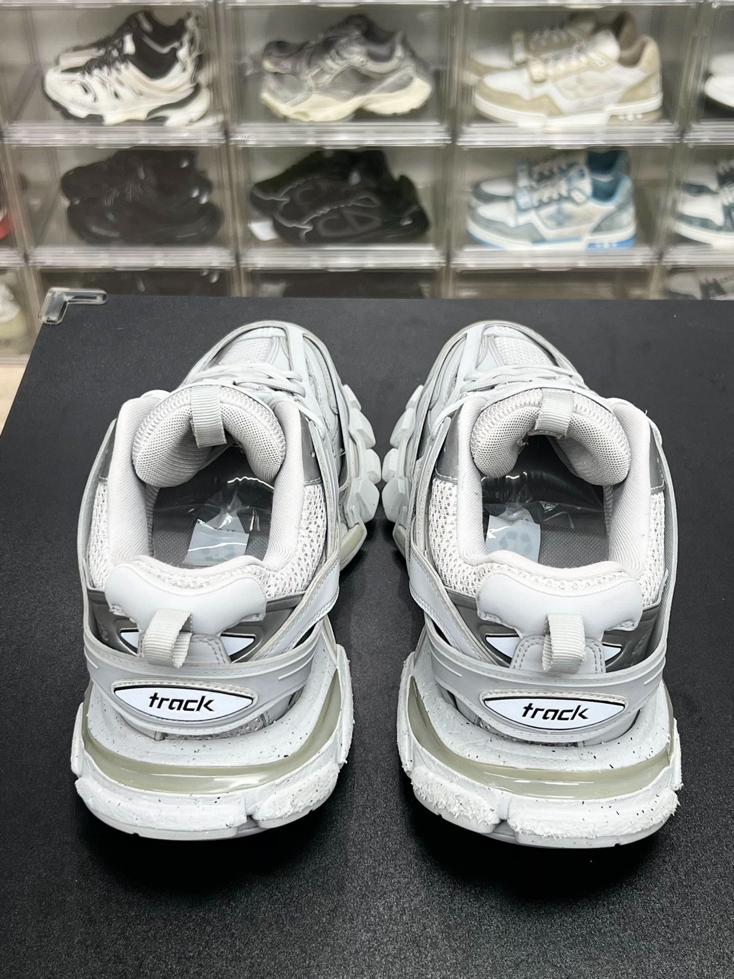 Balenciaga Balenciaga Gray Lowtop Sneakers 10 Men Size US 10 / EU 43 - 7 Thumbnail