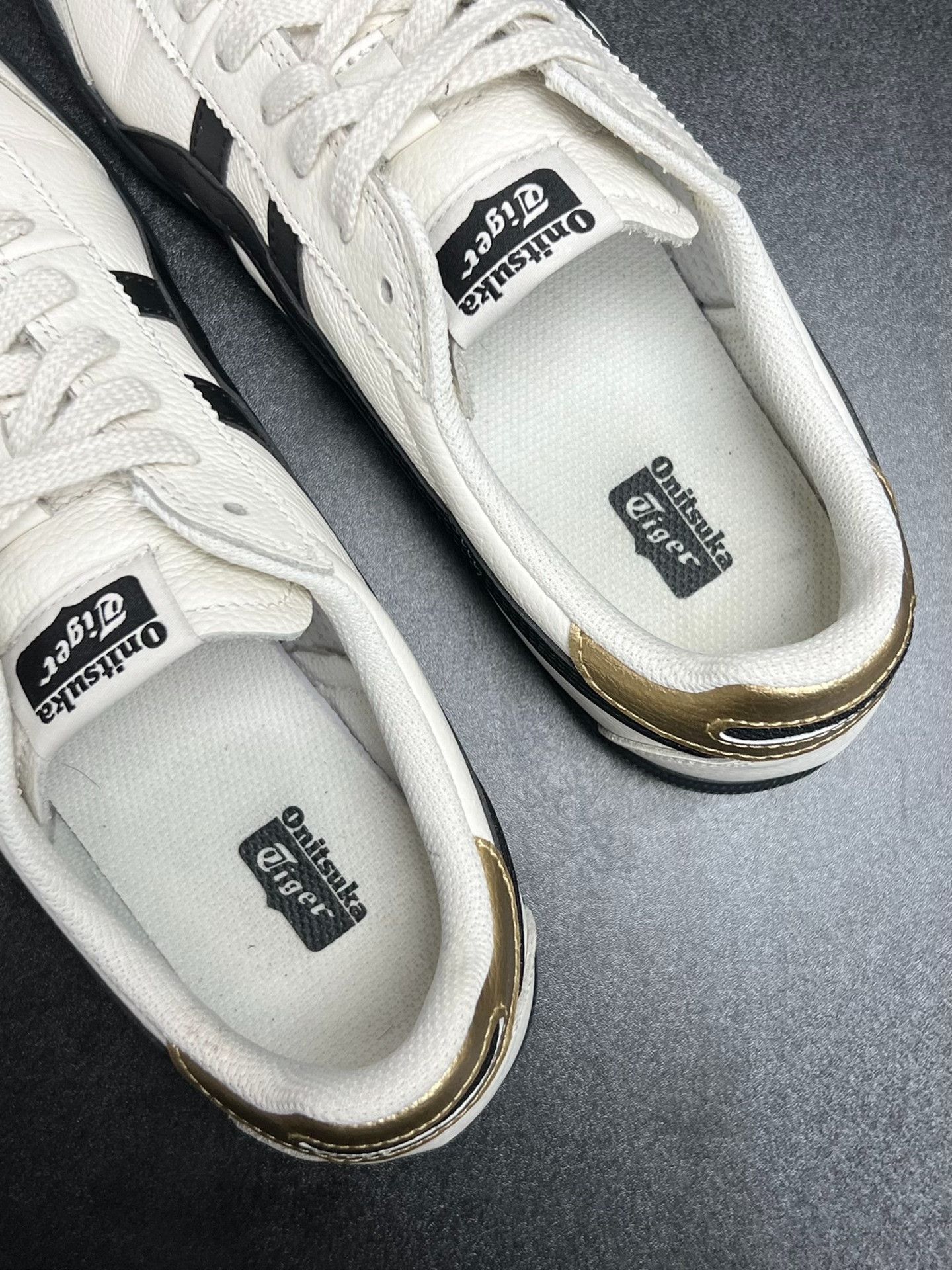 Onitsuka Tiger Tiger White Lowtop Sneakers 7.5 Men