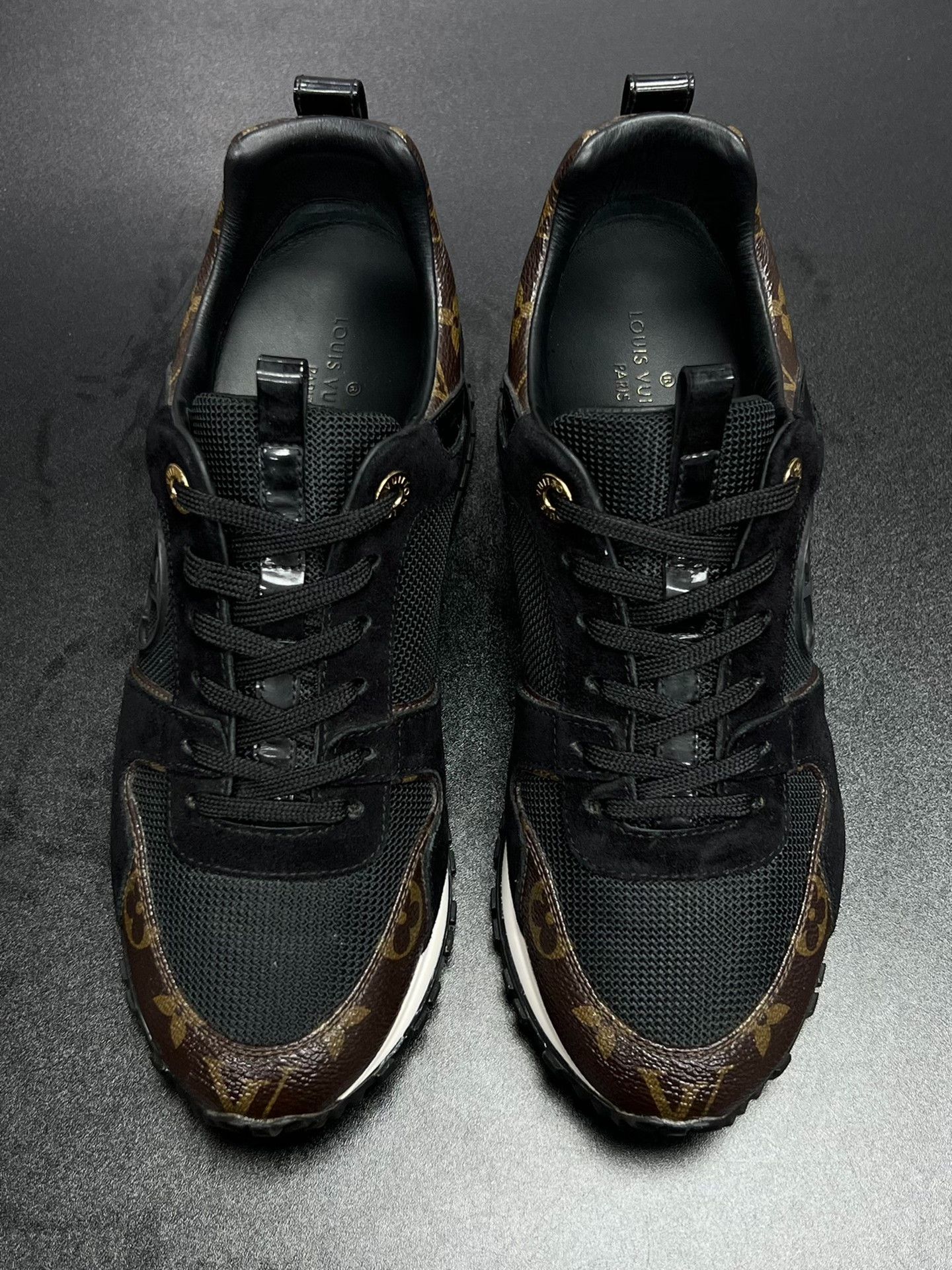 Louis Vuitton Louis Vuitton Casual Black Lowtop Sneakers us_6 Women Size US 6 / IT 36 - 3 Thumbnail