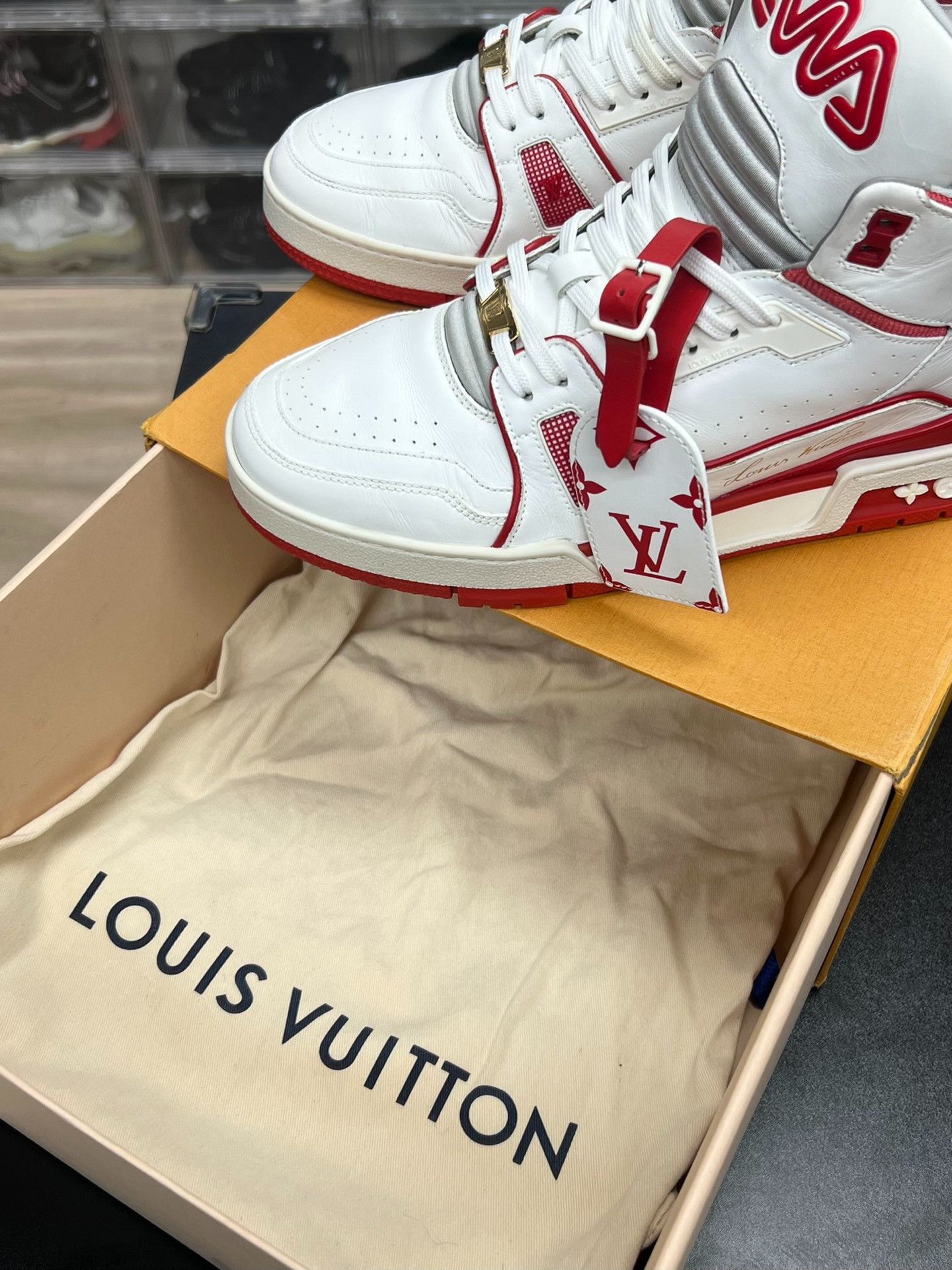 Louis Vuitton Louis Vuitton Training Red Lowtop Sneakers 7.5 Men Size US 7.5 / EU 40-41 - 9 Thumbnail