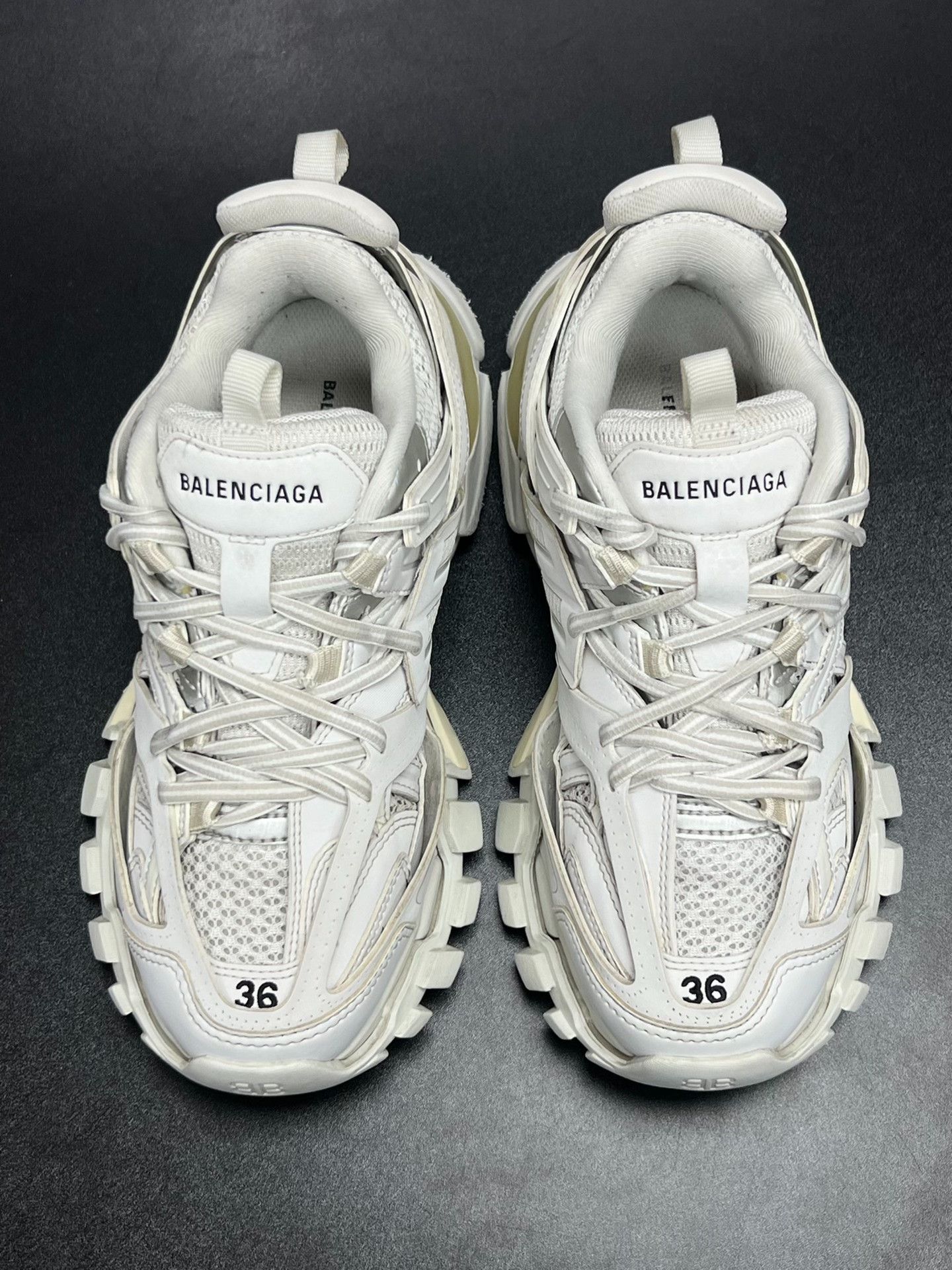Balenciaga Balenciaga White Lowtop Sneakers us_6 Women Size US 6 / IT 36 - 3 Thumbnail