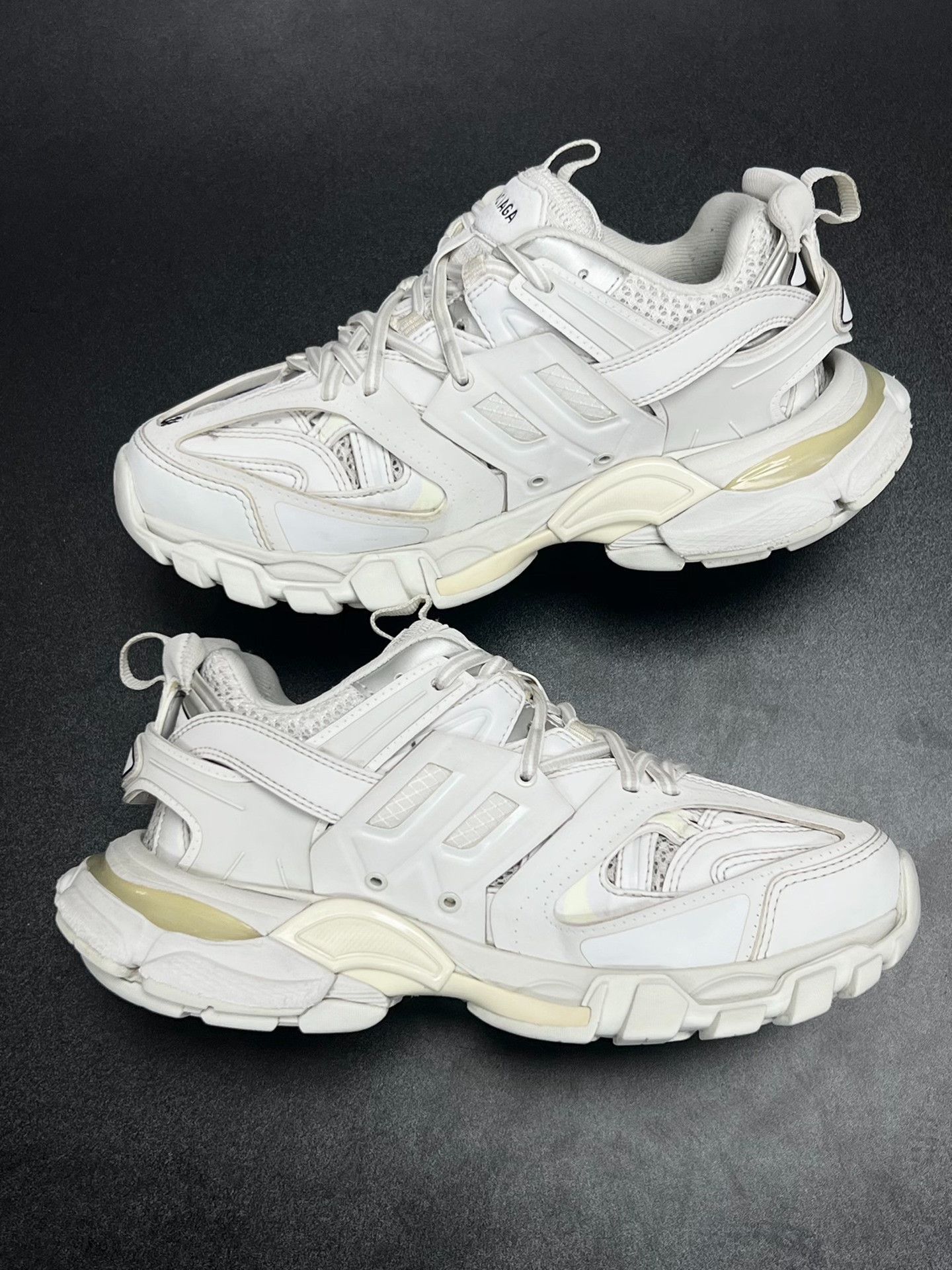 Balenciaga Balenciaga White Lowtop Sneakers us_6 Women Size US 6 / IT 36 - 6 Thumbnail