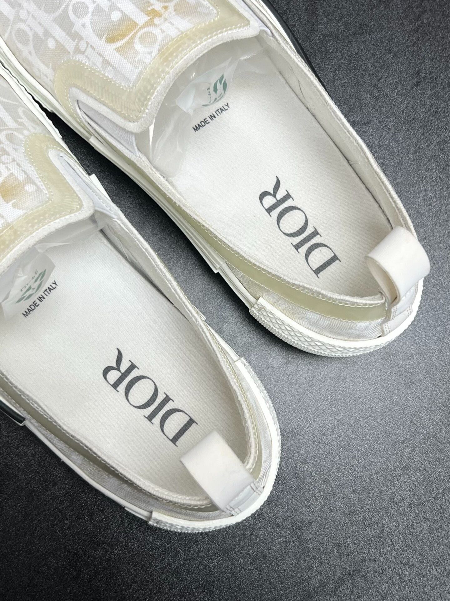 Dior Dior White Lowtop Sneakers 10 Men Size US 10 / EU 43 - 4 Thumbnail