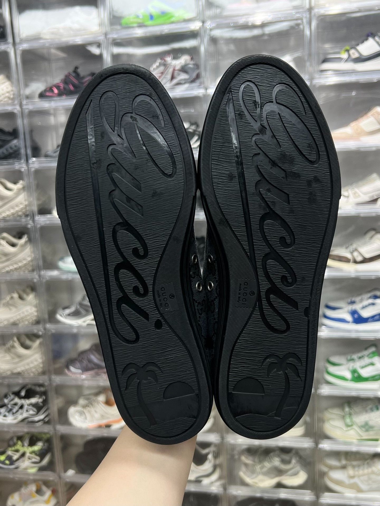 Gucci Gucci Canvas Printed Black Lowtop Sneakers 10 Men Size US 10 / EU 43 - 8 Thumbnail
