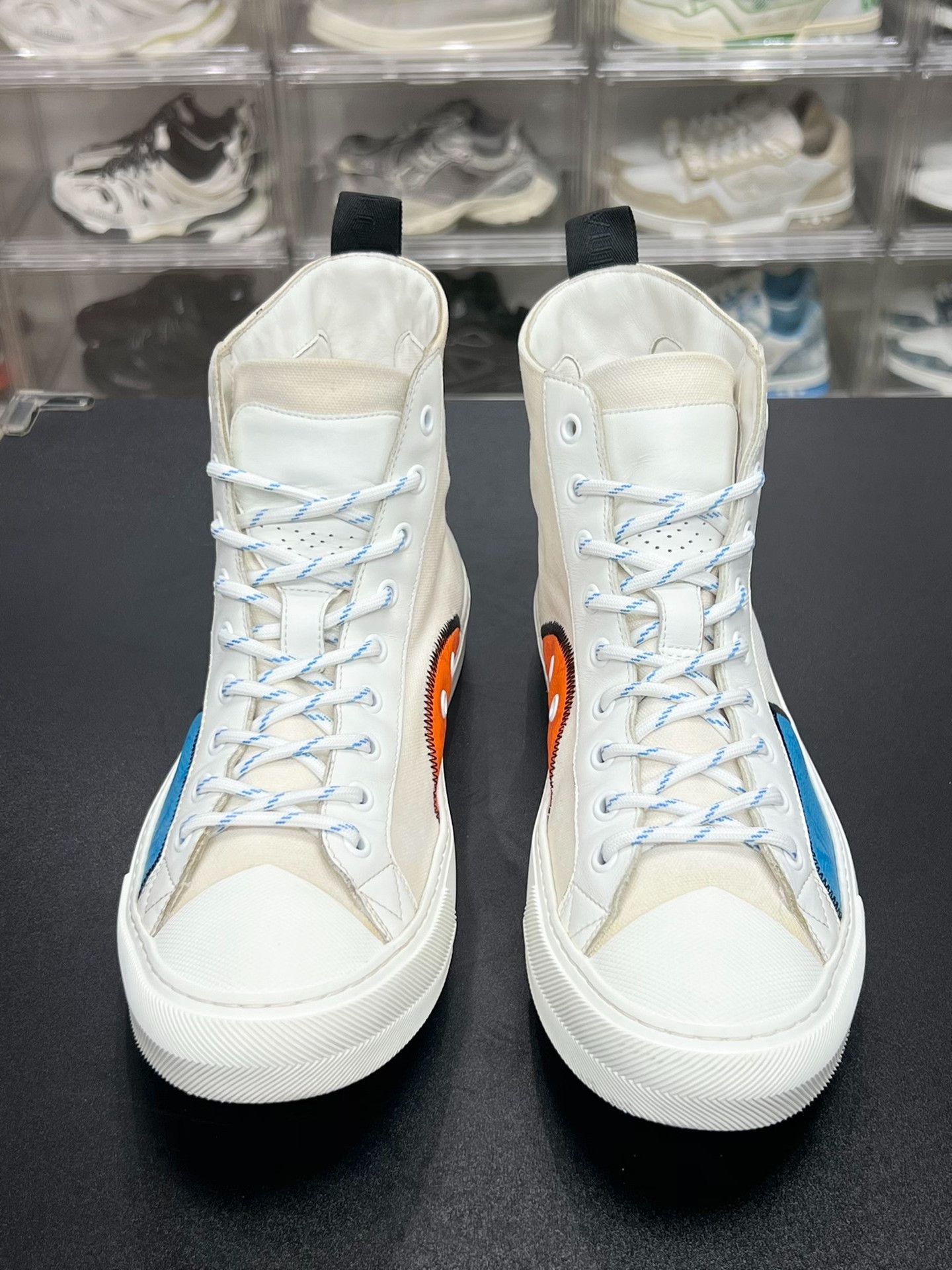 Louis Vuitton Louis Vuitton Retro Lowtop Sneakers 8 Men Size US 8 / EU 41 - 2 Thumbnail