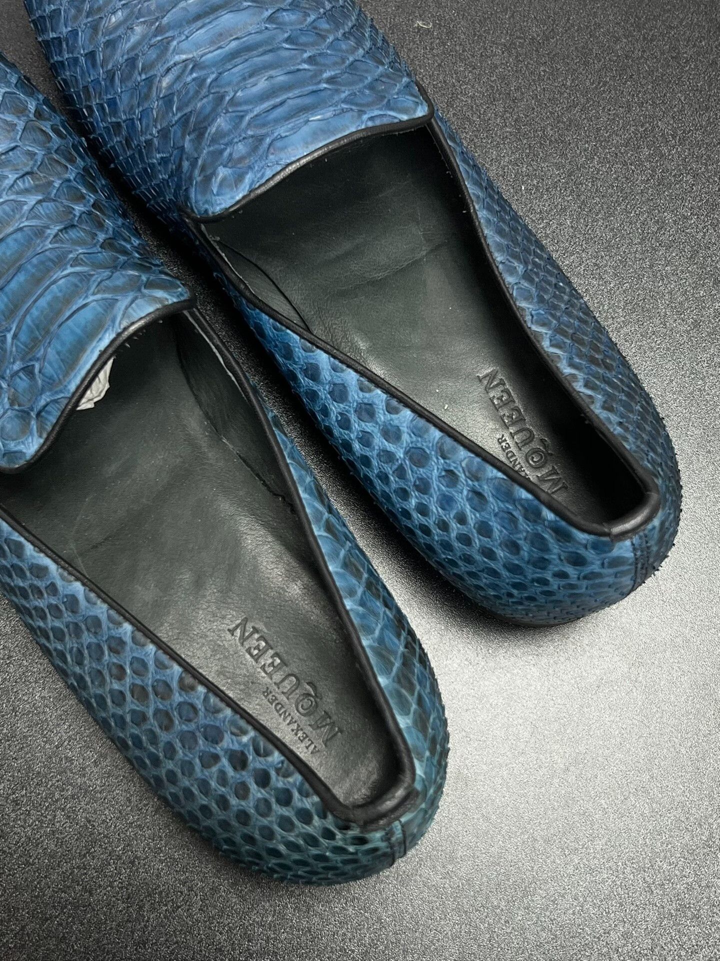 Alexander McQueen Alexander McQueen Blue Slip Ons 8 Men Size US 8 / EU 41 - 4 Thumbnail