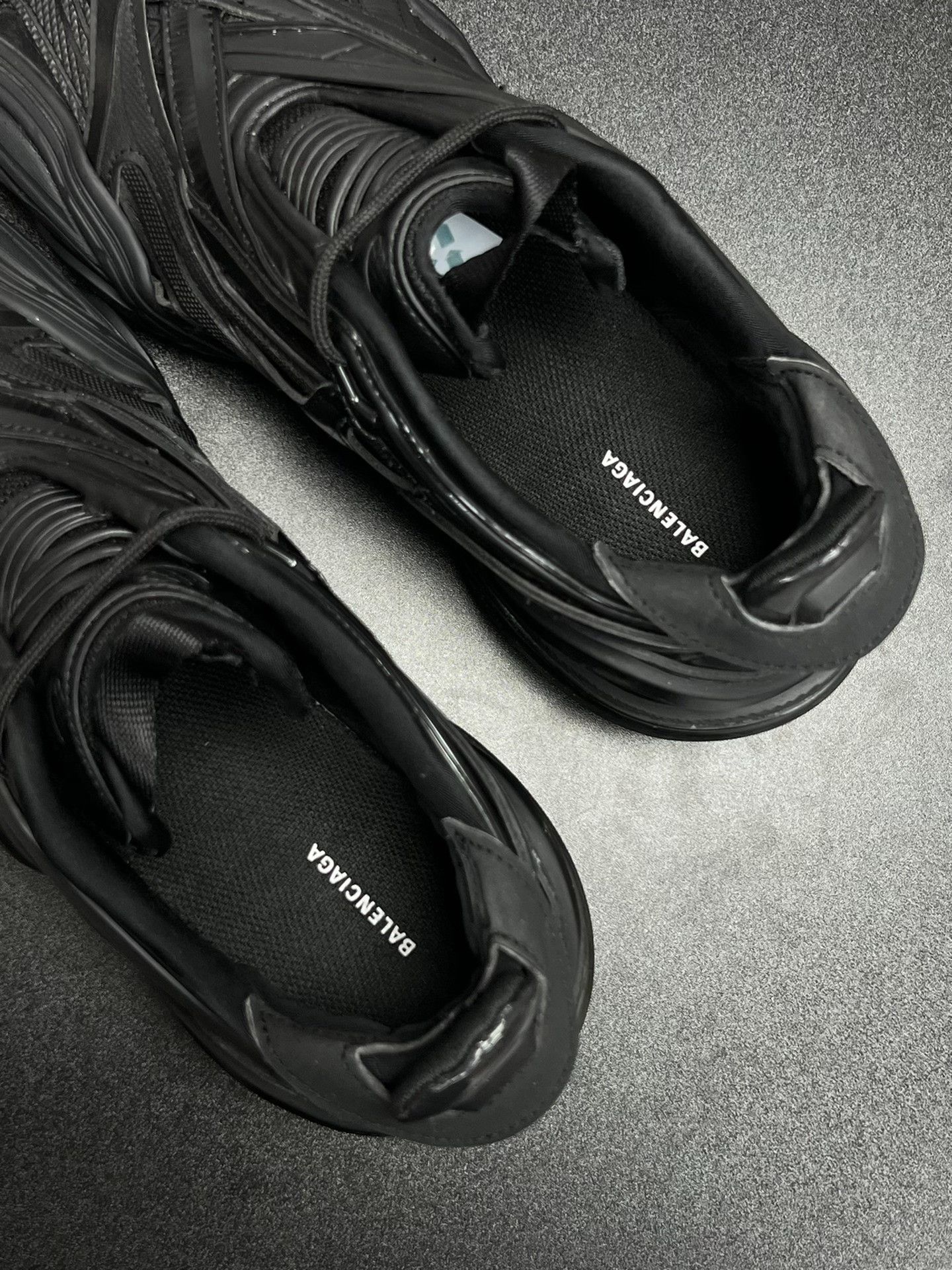 Balenciaga Balenciaga Black Lowtop Sneakers 7 Men Size US 7 / EU 40 - 4 Thumbnail