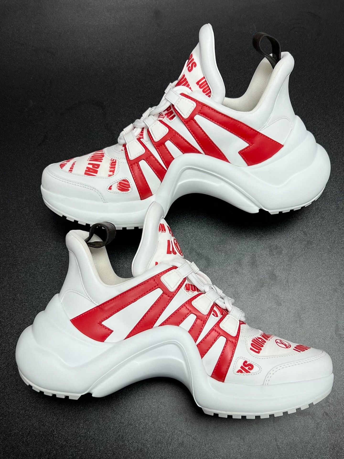 Louis Vuitton Louis Vuitton Red Lowtop Sneakers us_7-5 Women Size US 7.5 / IT 37.5 - 6 Thumbnail