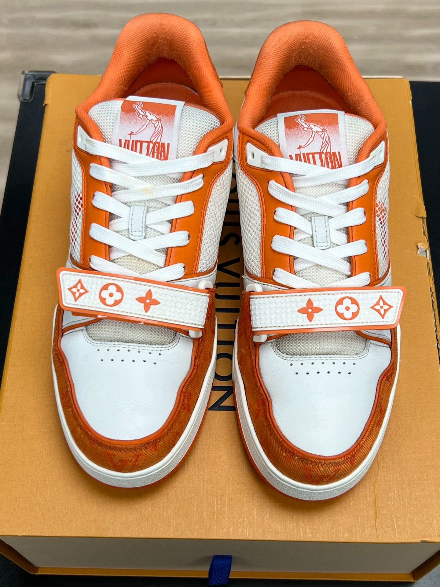 Louis Vuitton Louis Vuitton Training White Lowtop Sneakers 8.5 Men Size US 8.5 / EU 41-42 - 3 Thumbnail