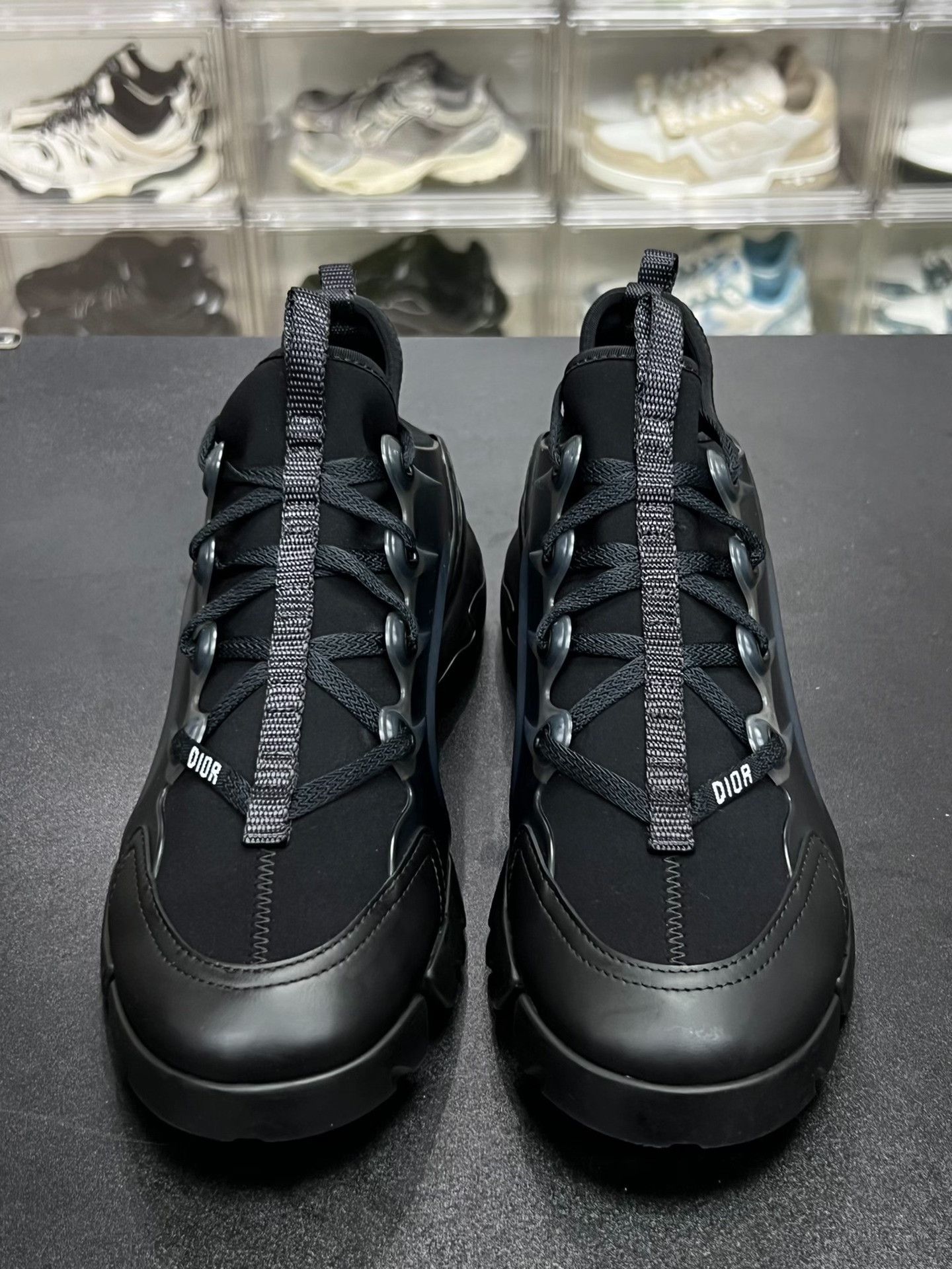 Dior Dior Black Lowtop Sneakers us_7 Women Size US 7 / IT 37 - 2 Thumbnail
