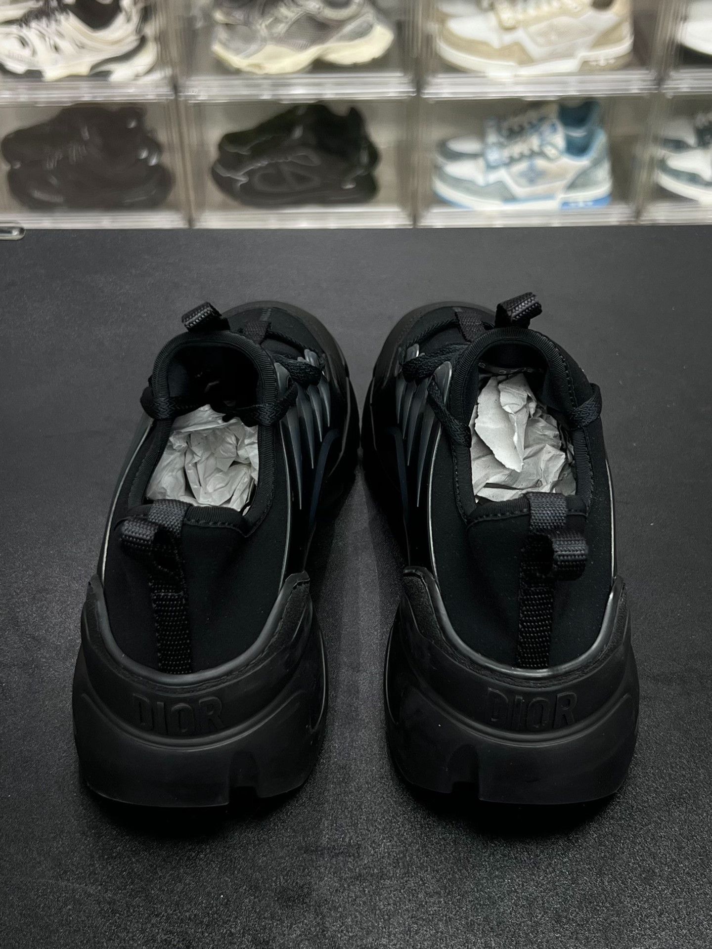 Dior Dior Black Lowtop Sneakers us_7 Women Size US 7 / IT 37 - 7 Thumbnail