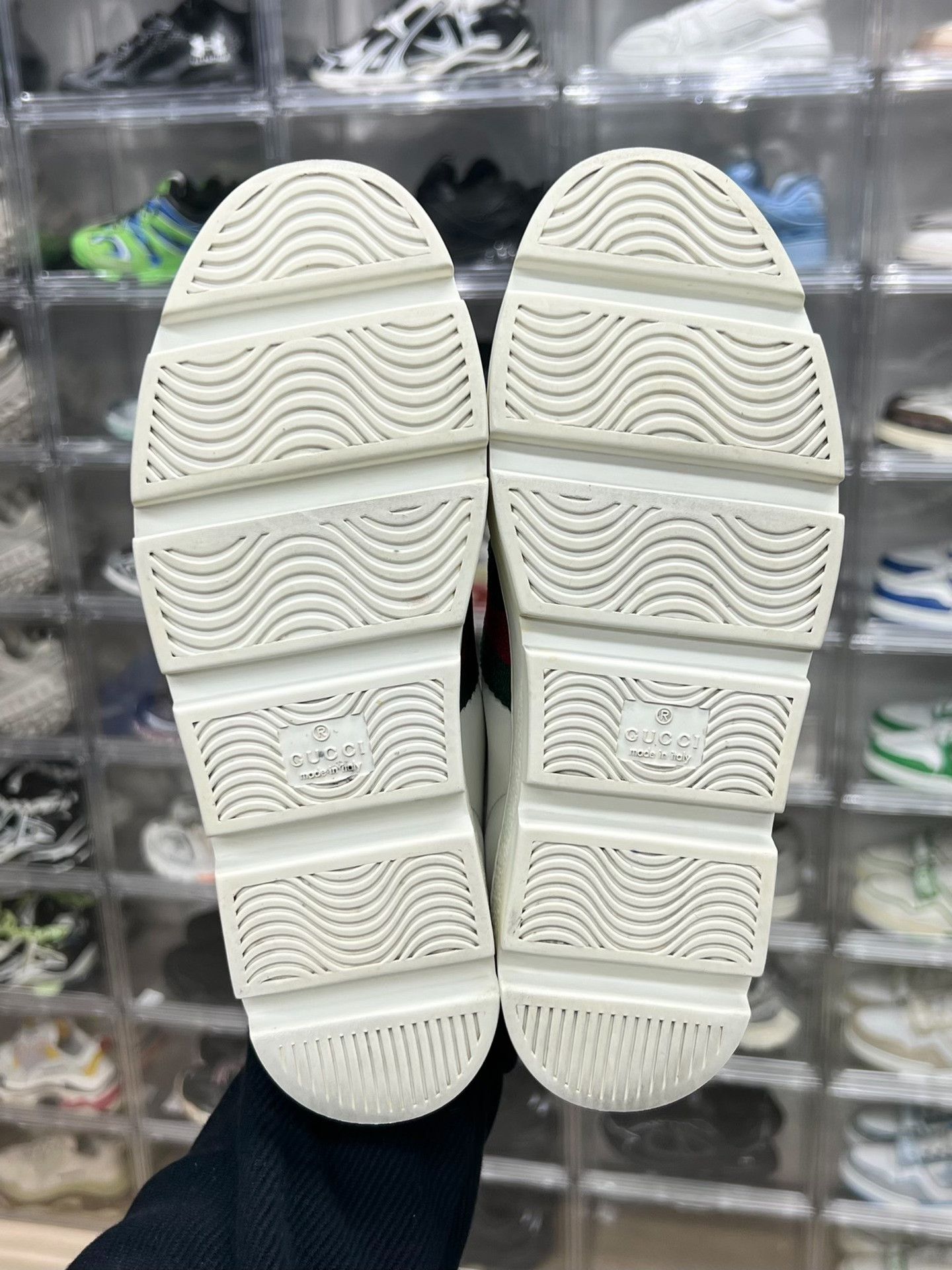 Gucci Gucci Embroidered Lowtop Sneakers us_6-5 Women Size US 6.5 / IT 36.5 - 8 Thumbnail
