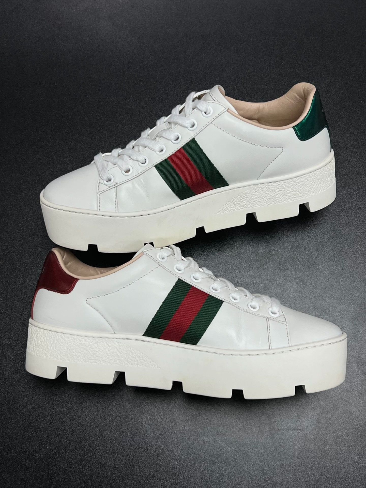 Gucci Gucci Embroidered Lowtop Sneakers us_6-5 Women Size US 6.5 / IT 36.5 - 6 Thumbnail