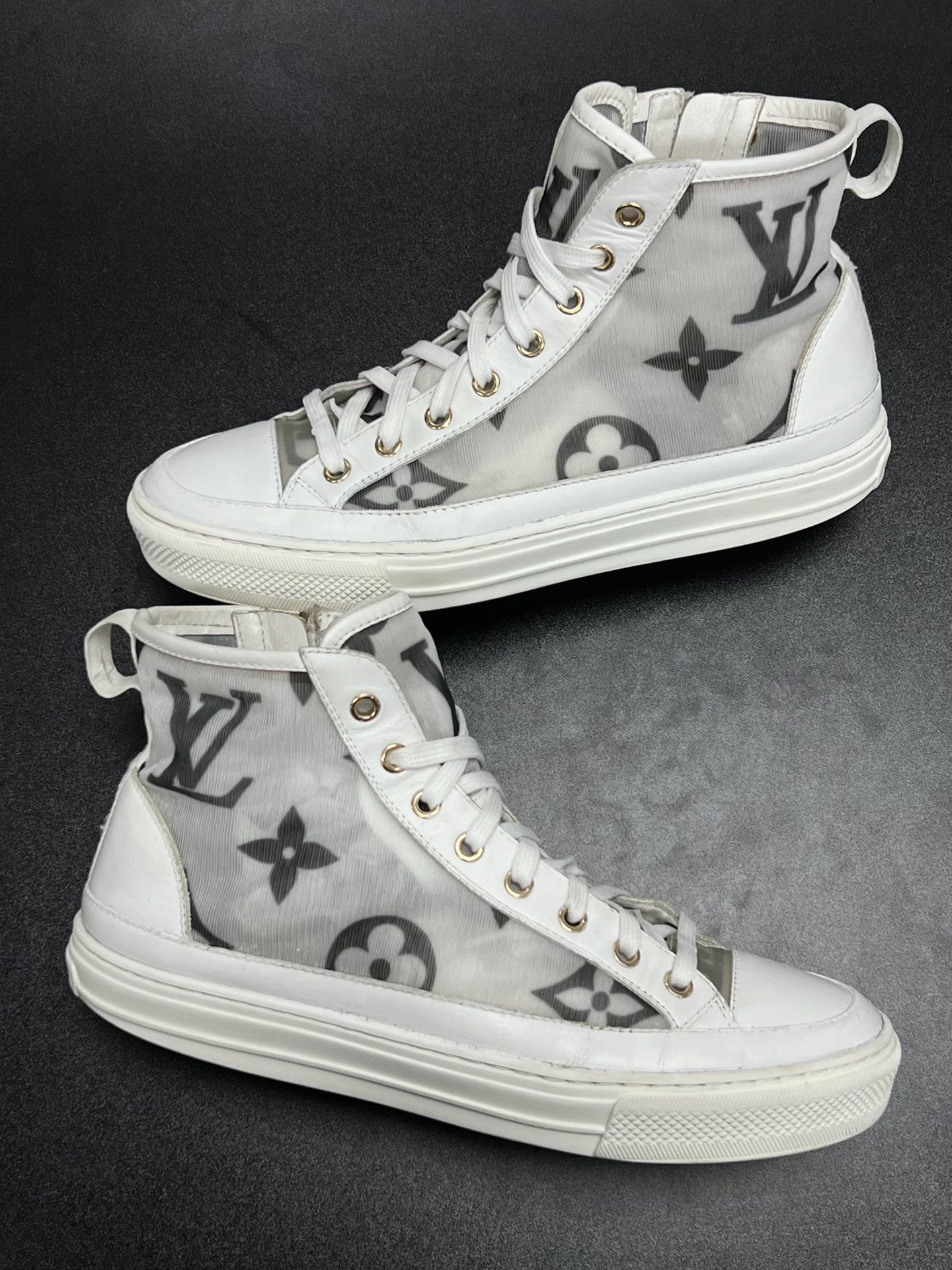 Louis Vuitton Louis Vuitton White Hitop Sneakers us_8 Women Size US 8 / IT 38 - 4 Thumbnail