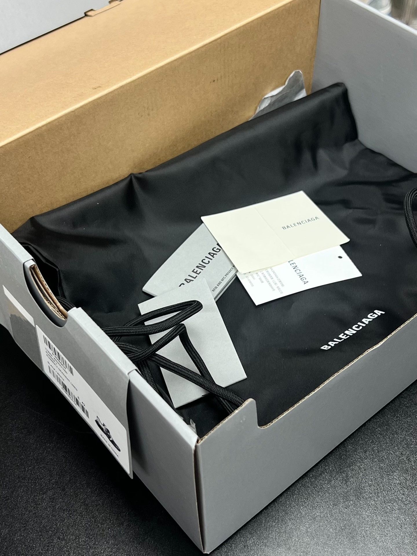 Balenciaga Balenciaga Running Black Lowtop Sneakers 9 Men Size US 9 / EU 42 - 8 Thumbnail
