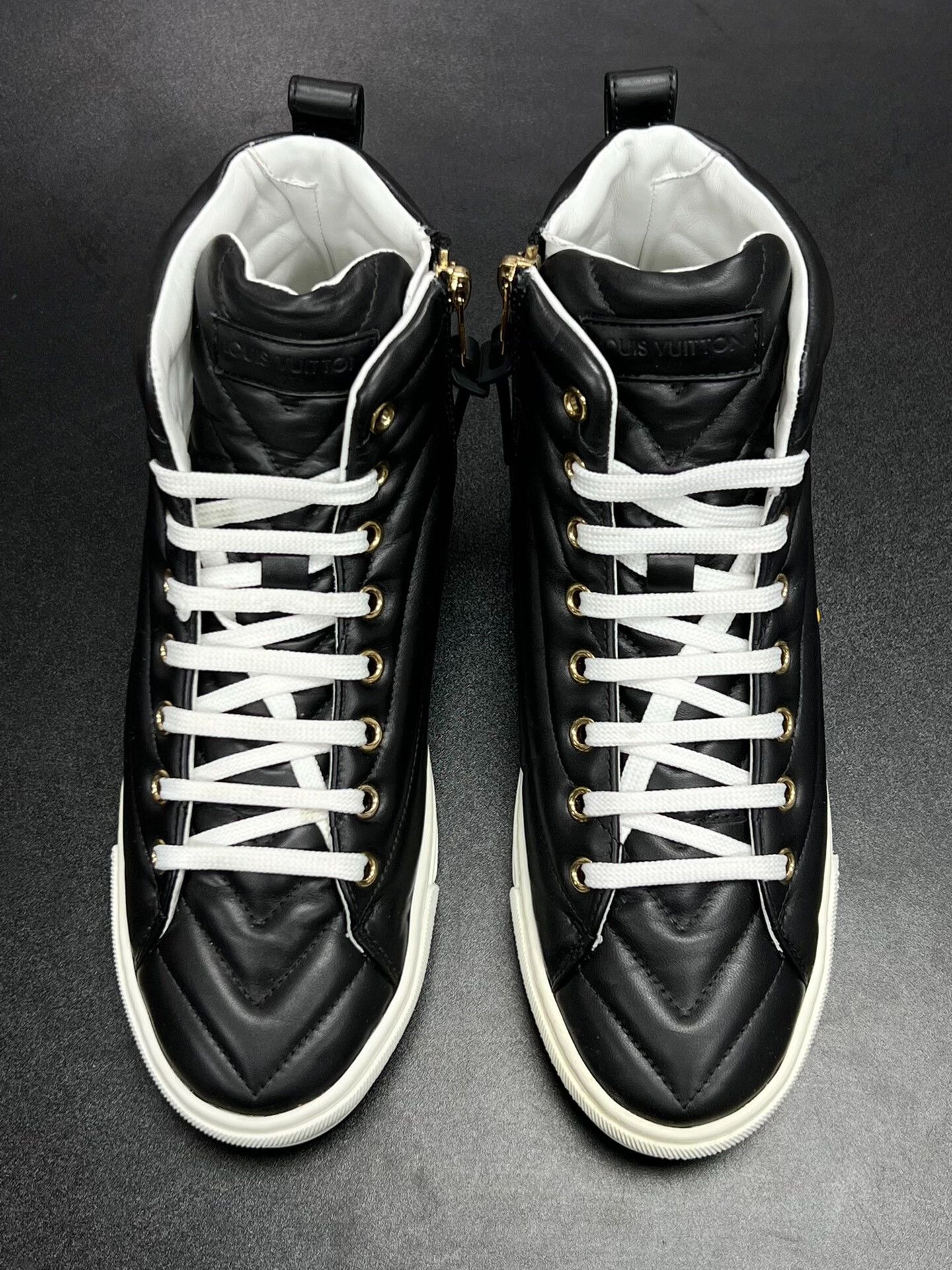 Louis Vuitton Louis Vuitton Leather Black Hitop Sneakers us_5 Women Size US 5 / IT 35 - 3 Thumbnail