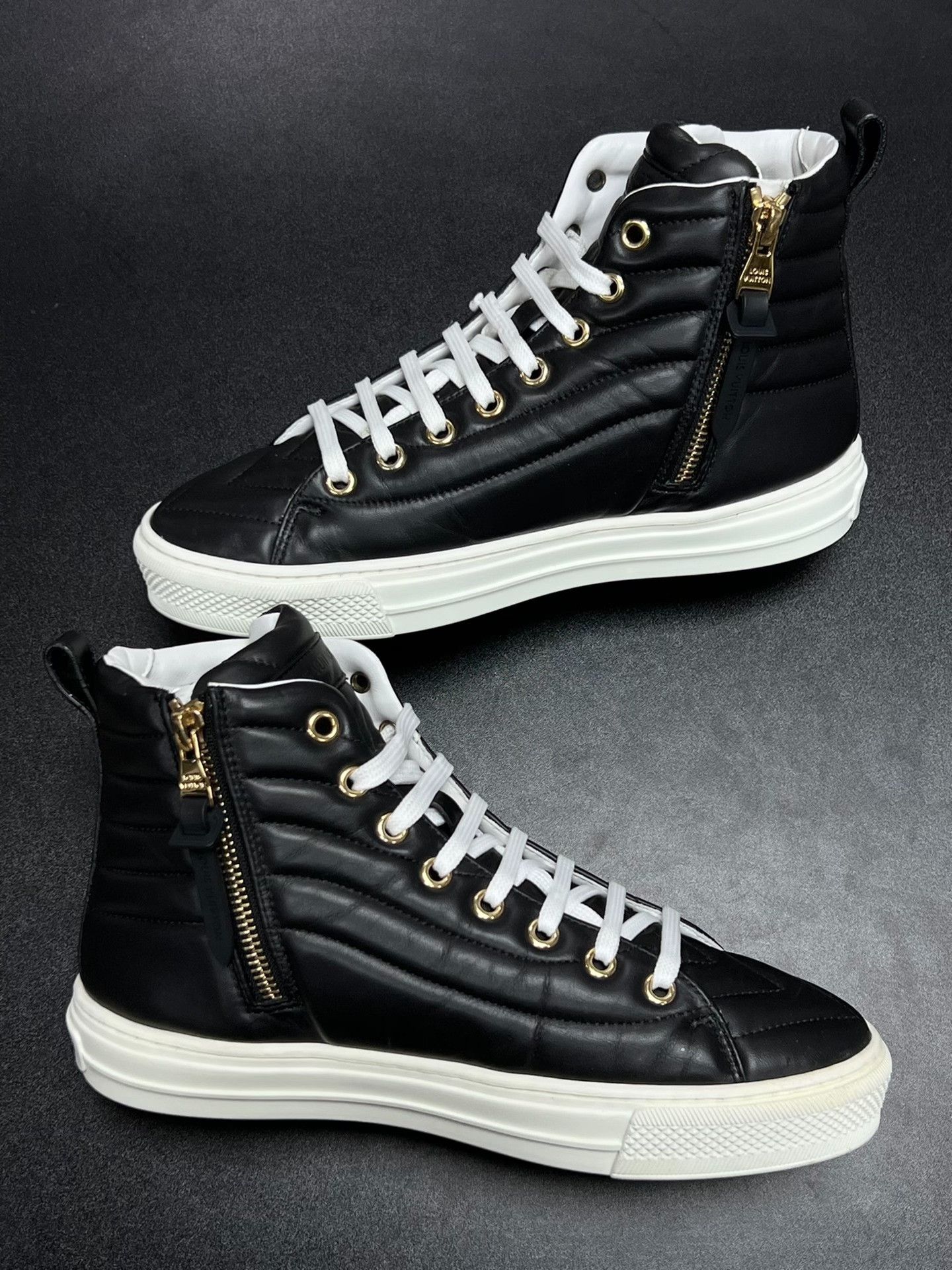 Louis Vuitton Louis Vuitton Leather Black Hitop Sneakers us_5 Women Size US 5 / IT 35 - 6 Thumbnail