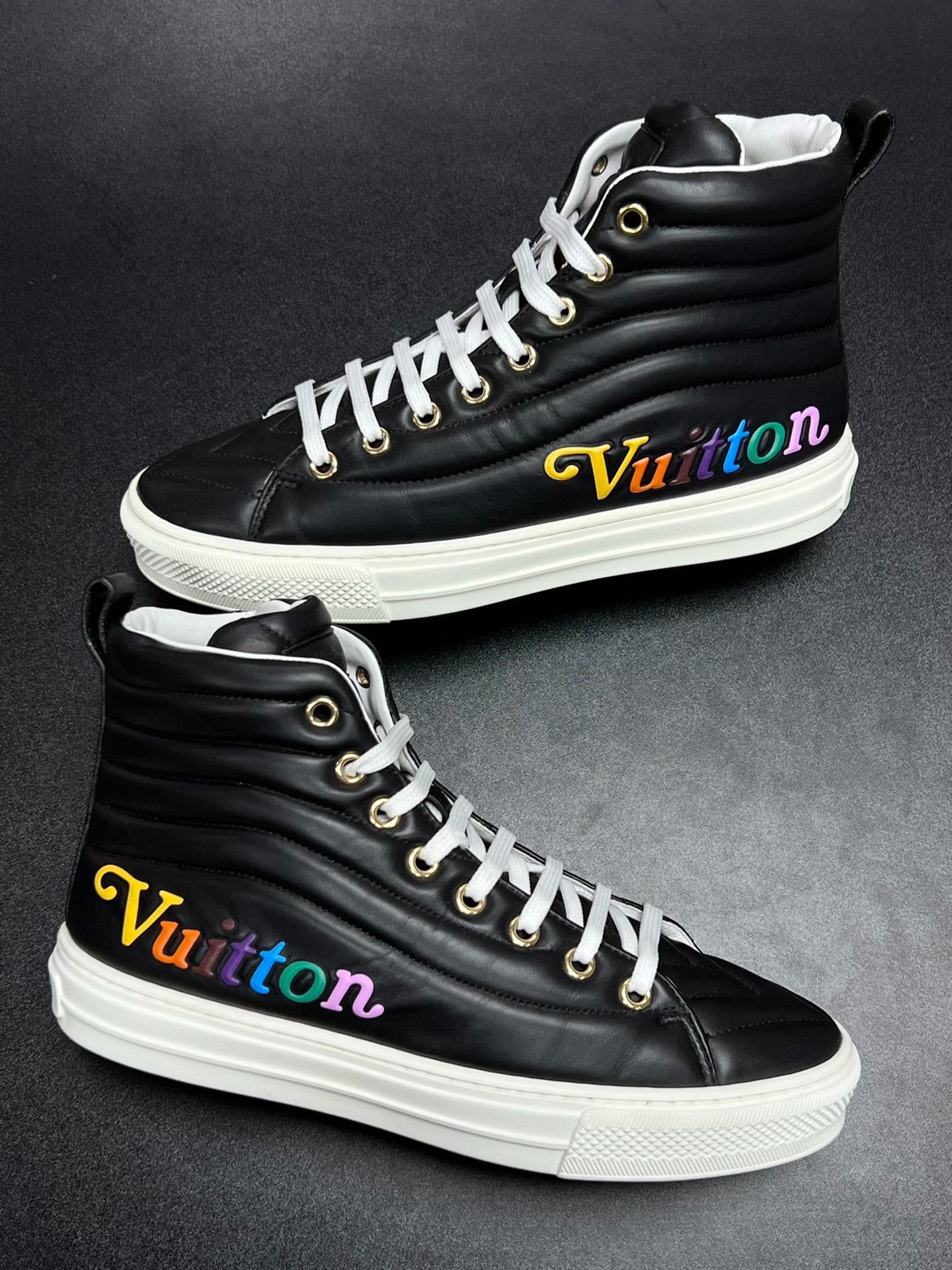 Louis Vuitton Louis Vuitton Leather Black Hitop Sneakers us_5 Women Size US 5 / IT 35 - 5 Thumbnail