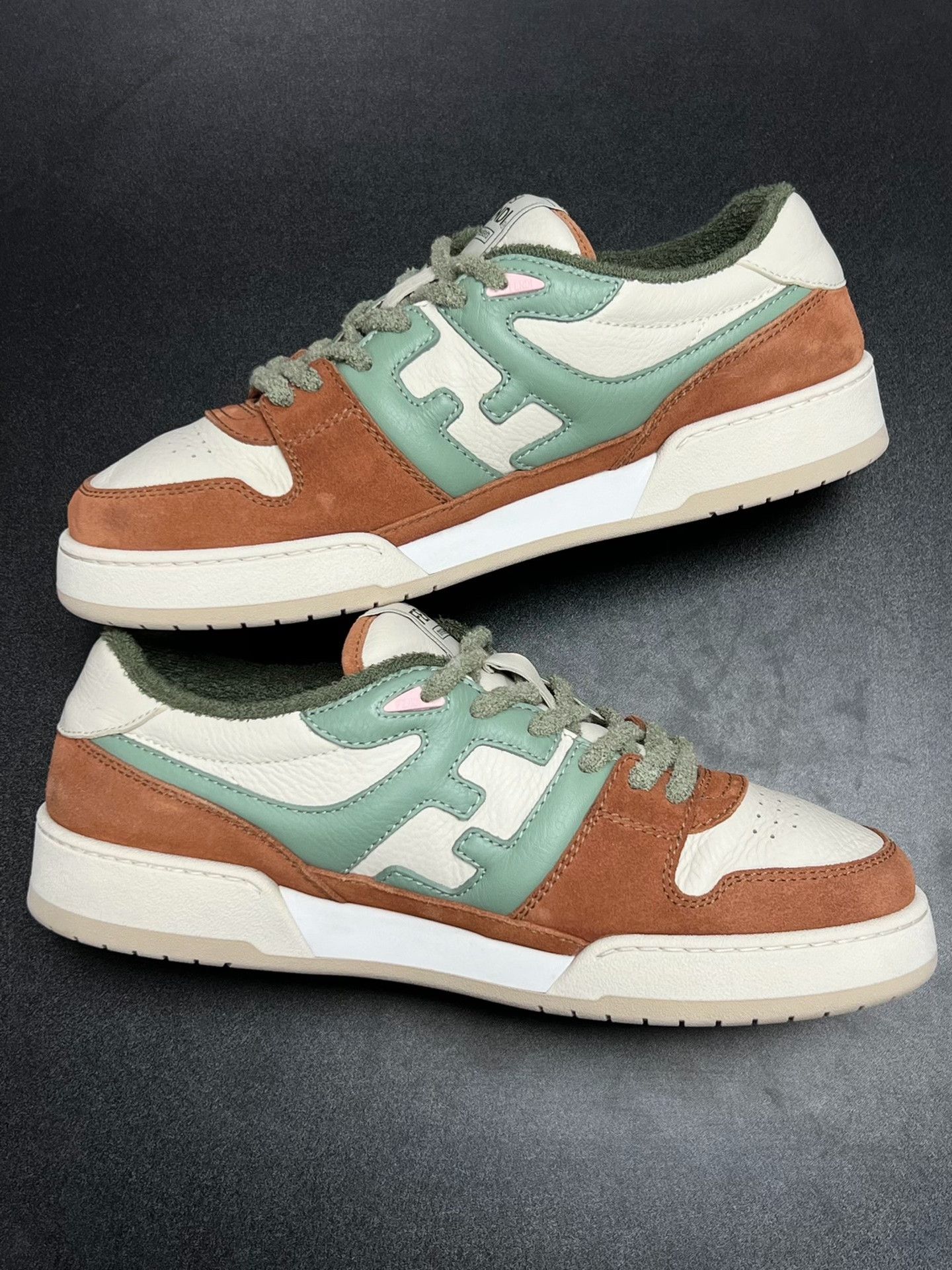 Fendi Fendi Multi Lowtop Sneakers 11 Men Size US 11 / EU 44 - 6 Thumbnail