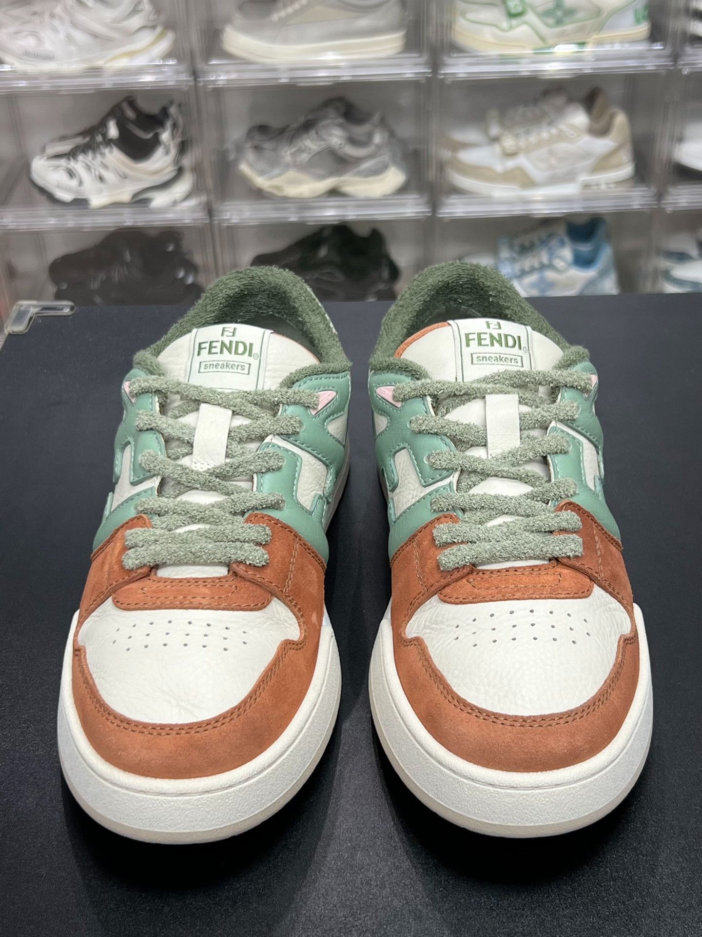 Fendi Fendi Multi Lowtop Sneakers 11 Men Size US 11 / EU 44 - 2 Thumbnail