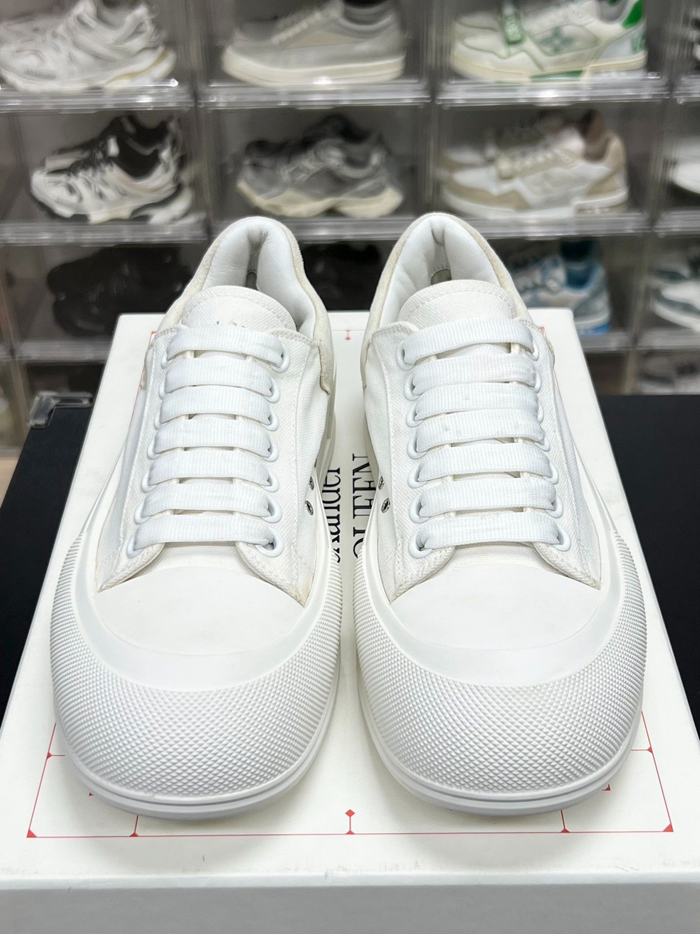 Alexander McQueen Alexander McQueen Canvas Lowtop Sneakers 8.5 Men Size US 8.5 / EU 41-42 - 2 Thumbnail