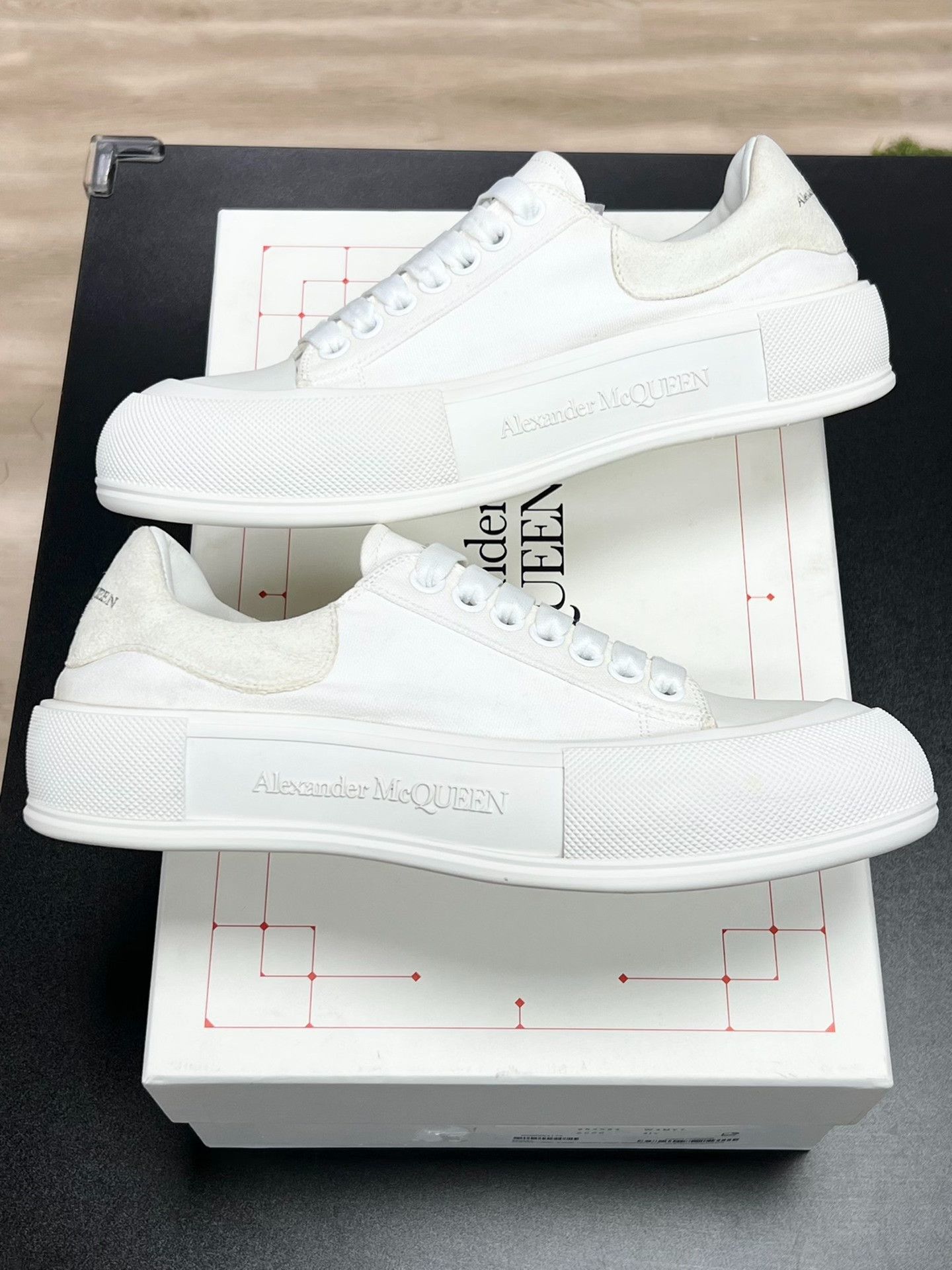 Alexander McQueen Alexander McQueen Canvas Lowtop Sneakers 8.5 Men Size US 8.5 / EU 41-42 - 5 Thumbnail