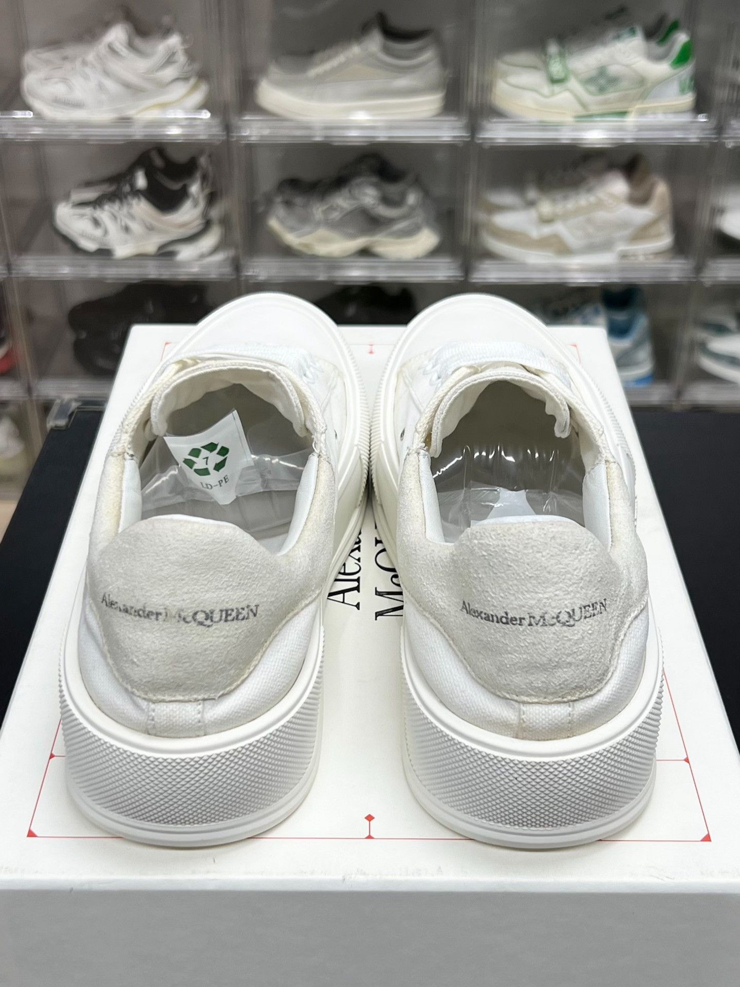 Alexander McQueen Alexander McQueen Canvas Lowtop Sneakers 8.5 Men Size US 8.5 / EU 41-42 - 7 Thumbnail