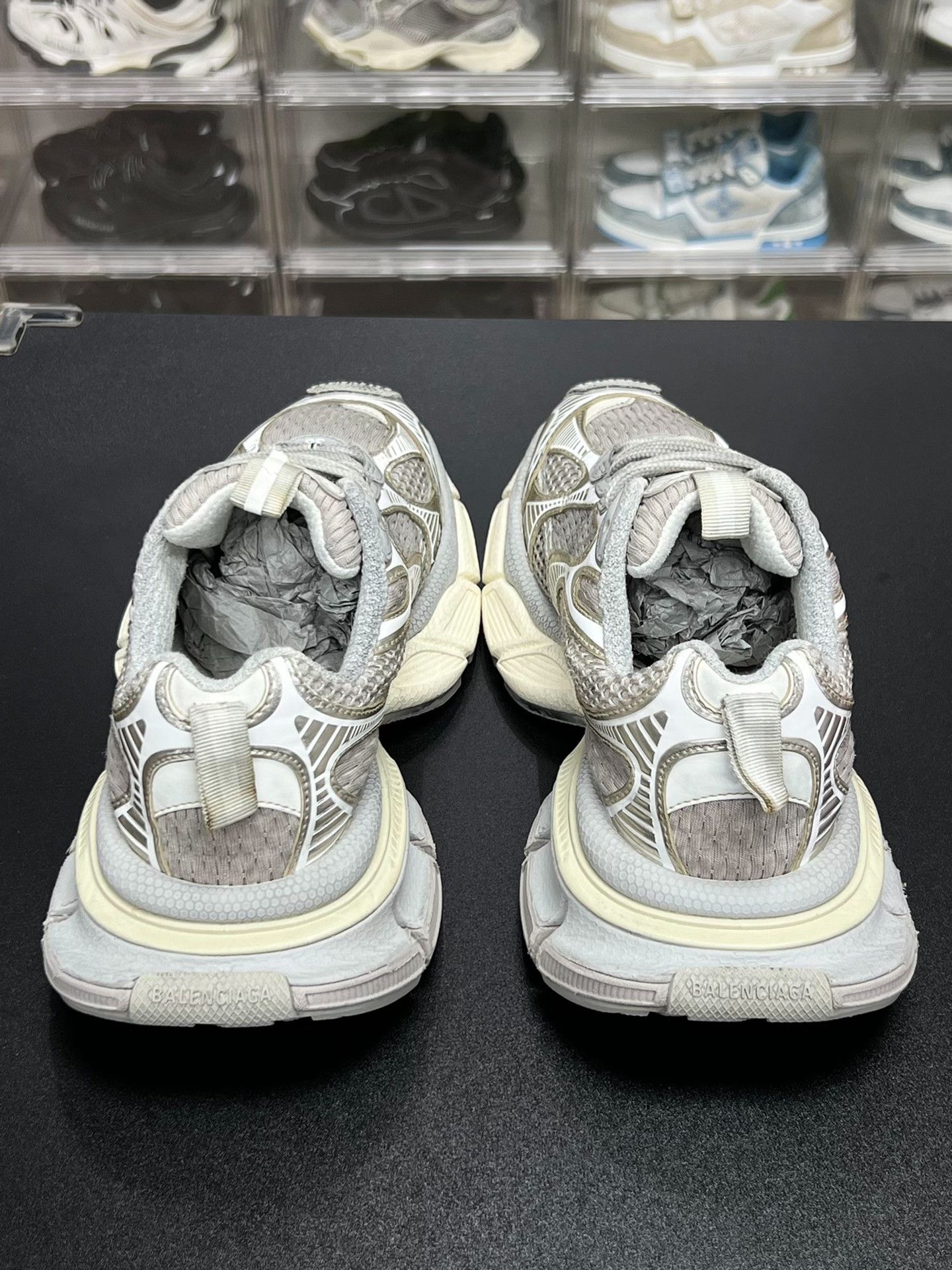 Balenciaga Balenciaga White Lowtop Sneakers us_6 Women Size US 6 / IT 36 - 7 Thumbnail