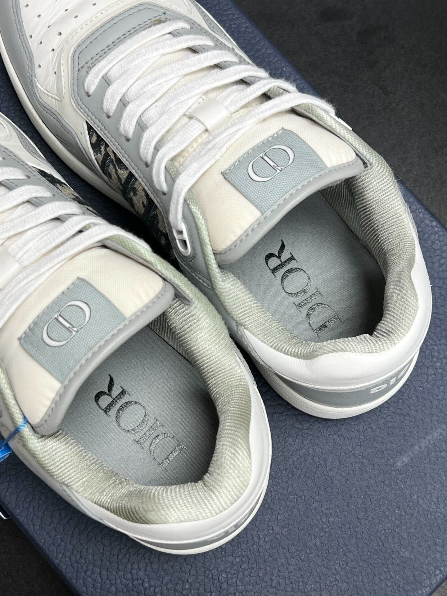 Dior Dior White Lowtop Sneakers 9 Men Size US 9 / EU 42 - 4 Thumbnail