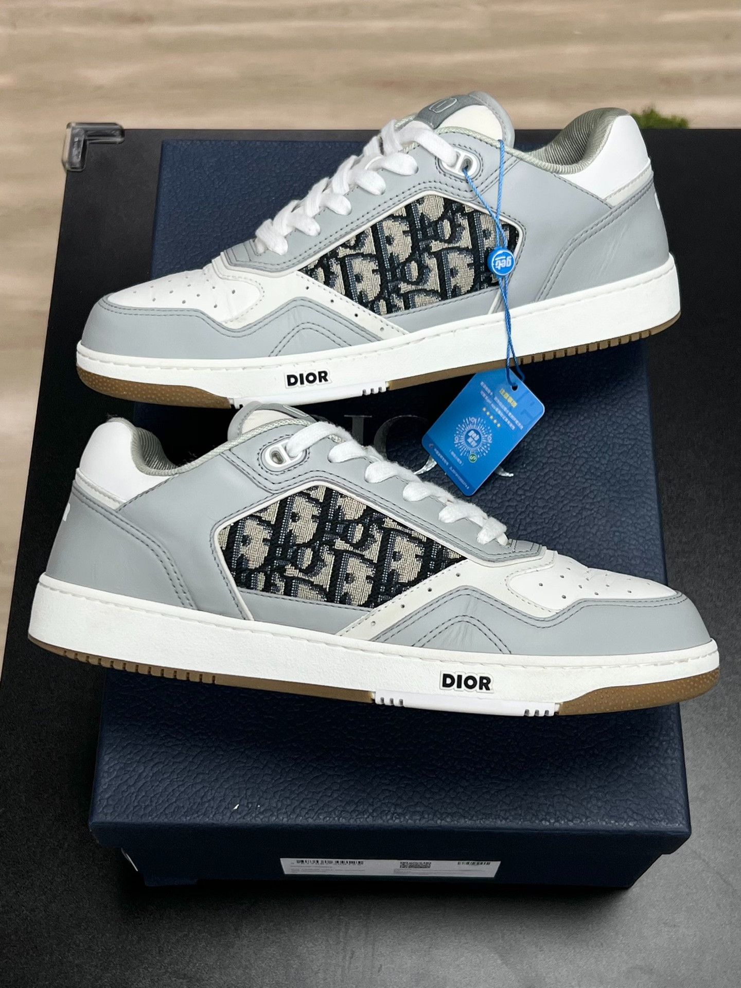 Dior Dior White Lowtop Sneakers 9 Men Size US 9 / EU 42 - 5 Thumbnail