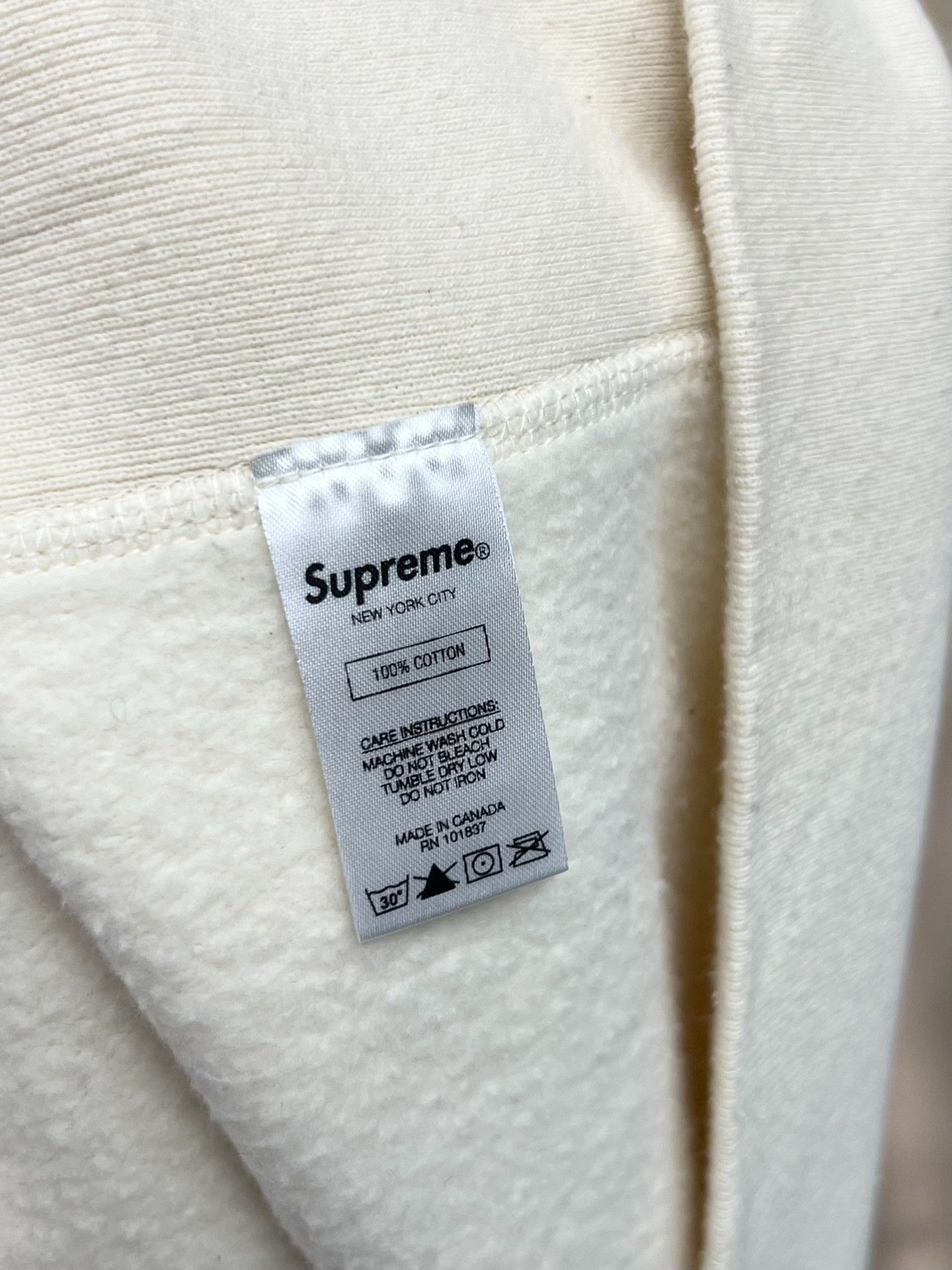 Supreme Supreme Retro White Hoodie l Men Size US L / EU 52-54 / 3 - 8 Thumbnail