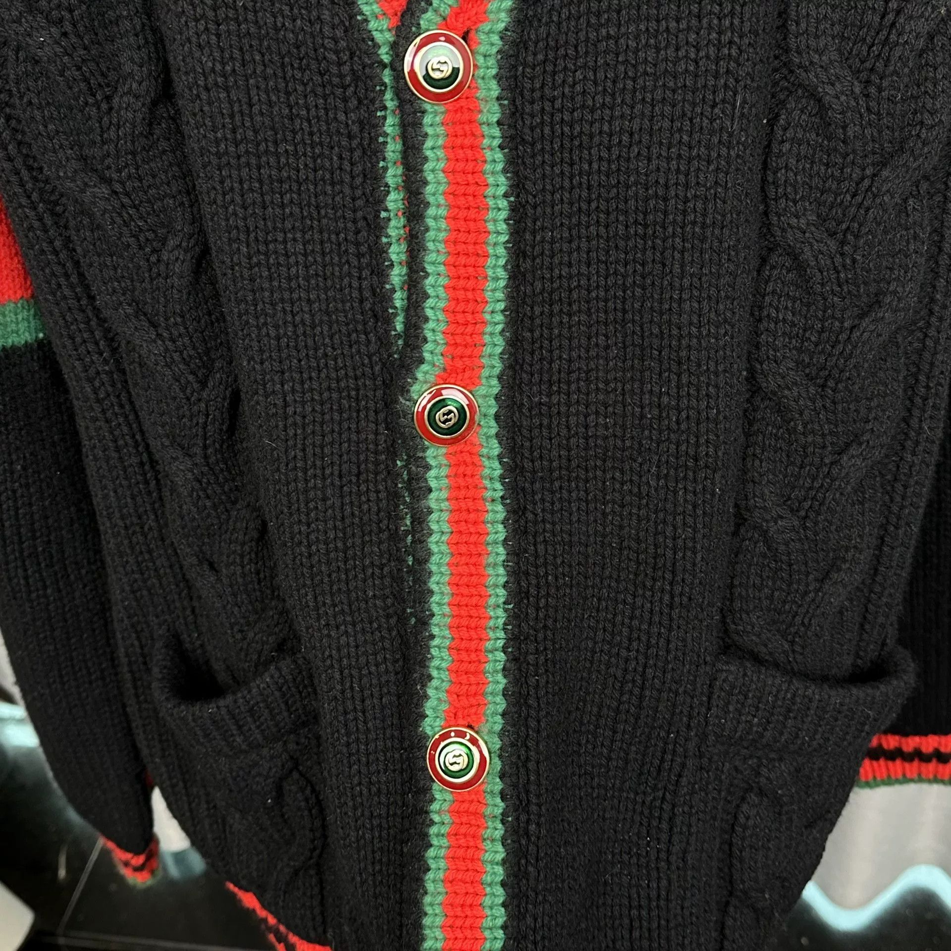 Gucci Gucci Web Stripe Cable Knit Cardigan XL Size US XL / EU 56 / 4 - 6 Thumbnail
