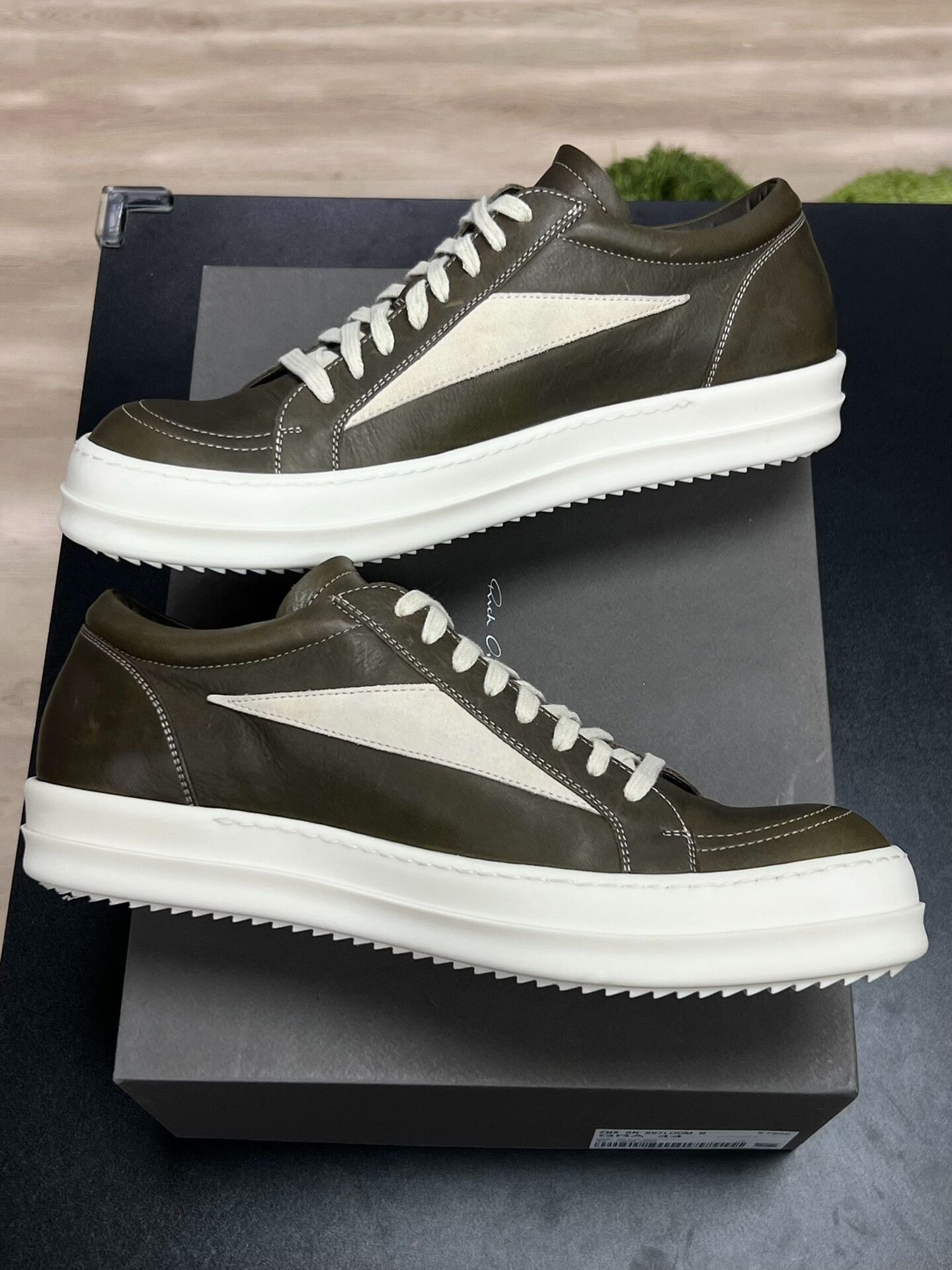 Rick Owens Rick Owens Brown Lowtop Sneakers 11 Men Size US 11 / EU 44 - 6 Thumbnail